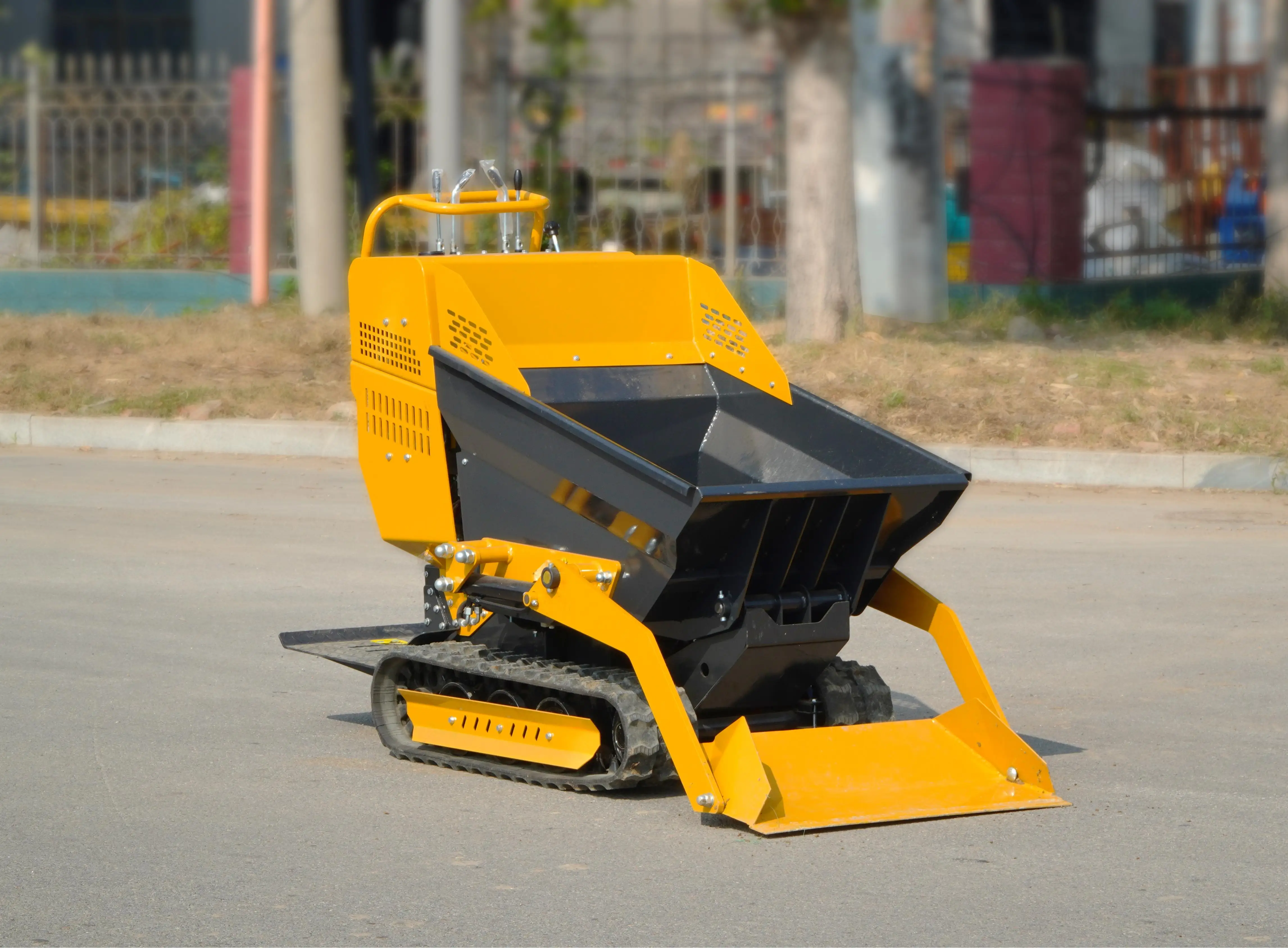 Mini Dumper Multifunctional Tracked Mini Crawler Dumper 500KG mini transporter Dump Truck For Construction Free shipping