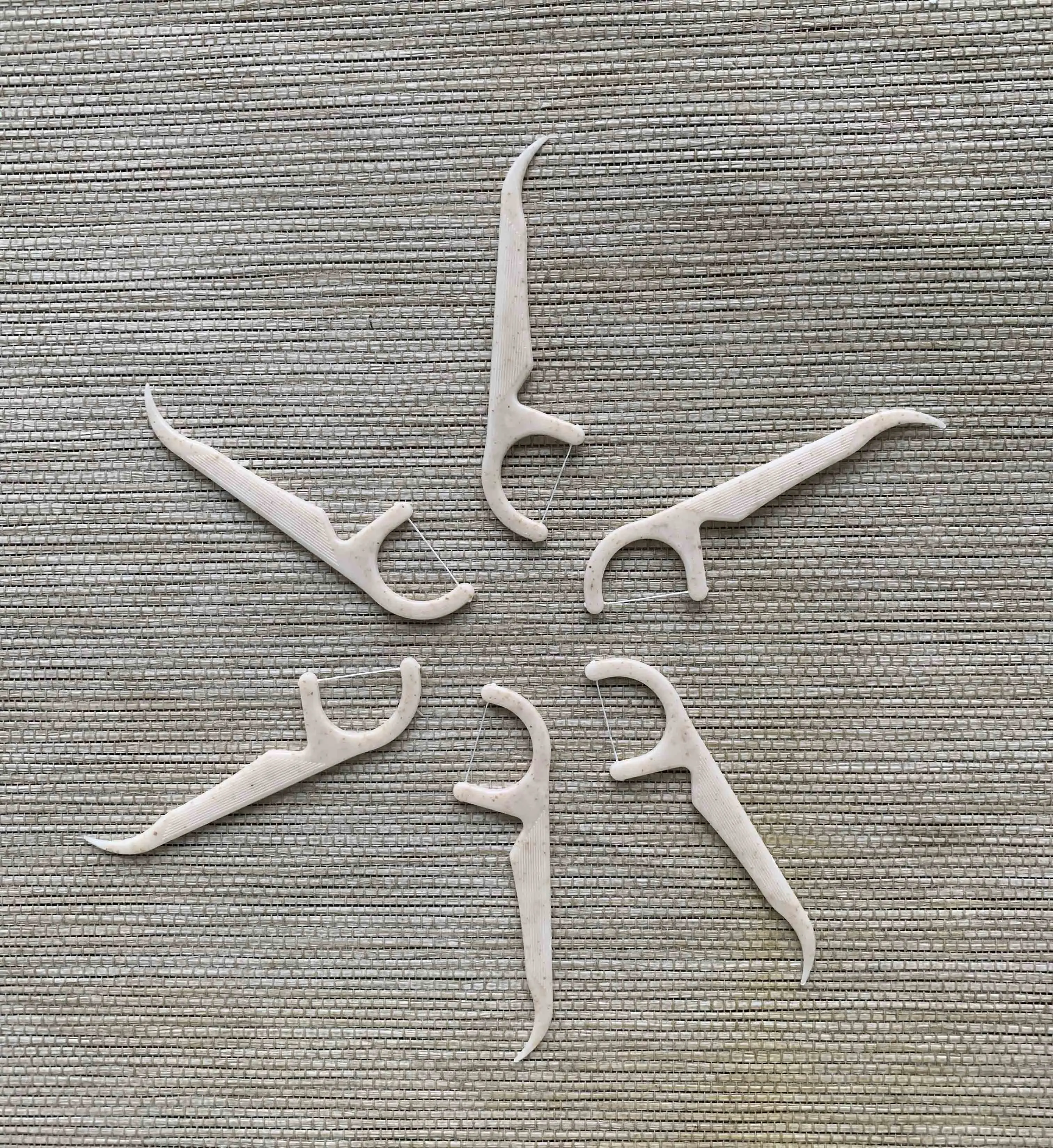 New arrival 50% biodegradable dental floss sticks Eco-freindly floss pick good for environment