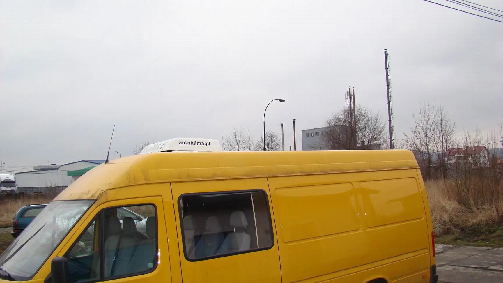 12 volt rooftop integrated minibus air conditioner with low price for sale