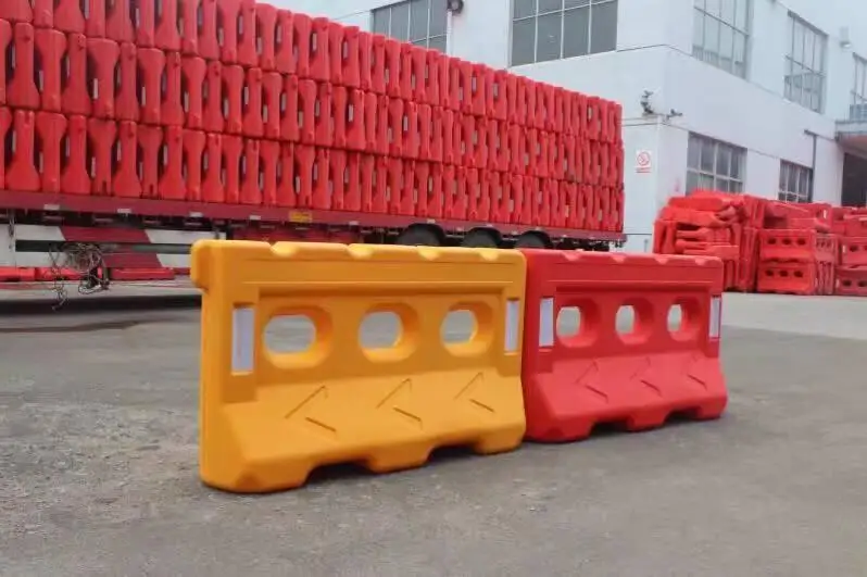 Factory Outlet Road Construction Plastic Fence Three Holes Plastic Traffic Water Barrier Use for Lane Separation