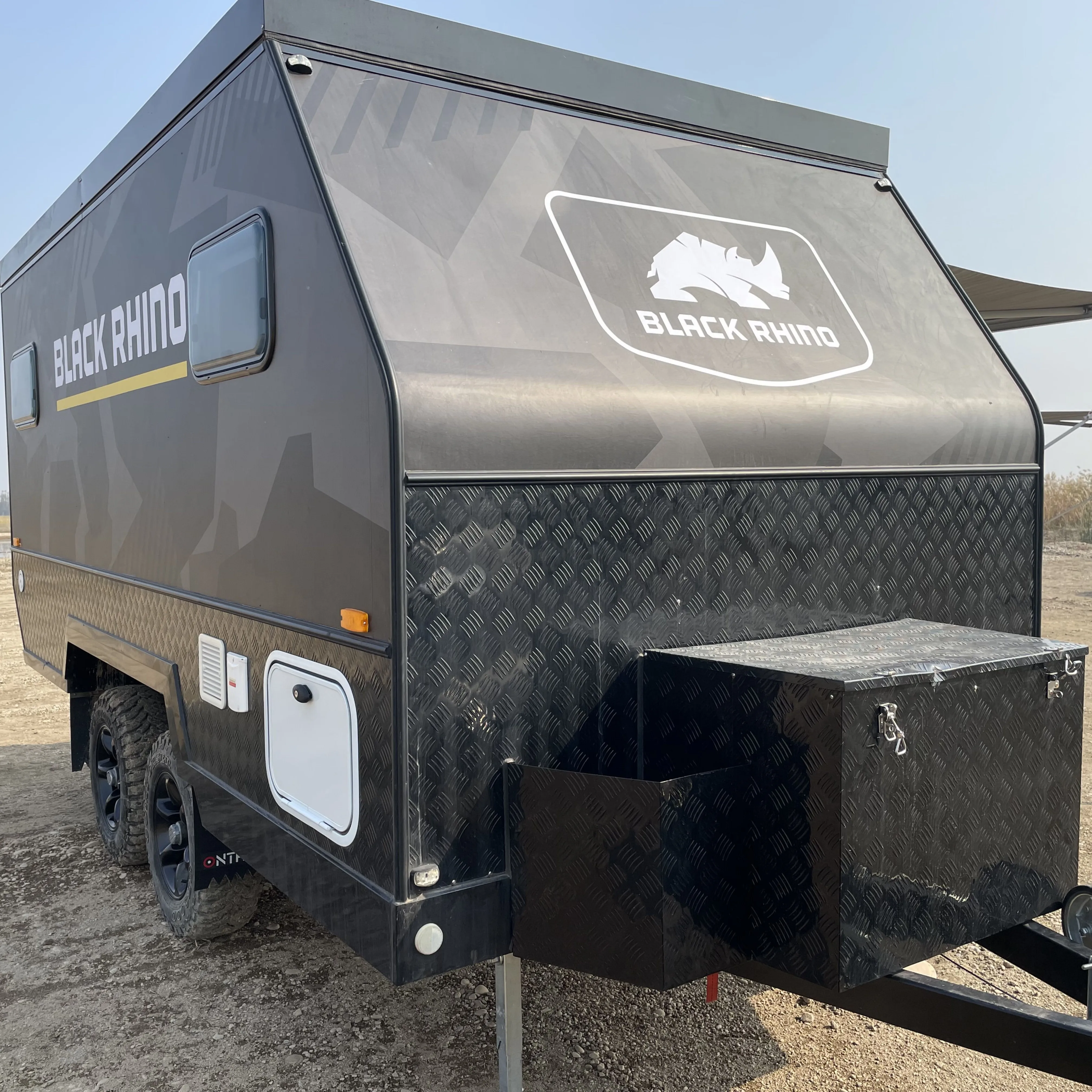 Luxury Off Road Top Folding Camper With Waterproof Tent For Outdoor Camping Travel camper van box