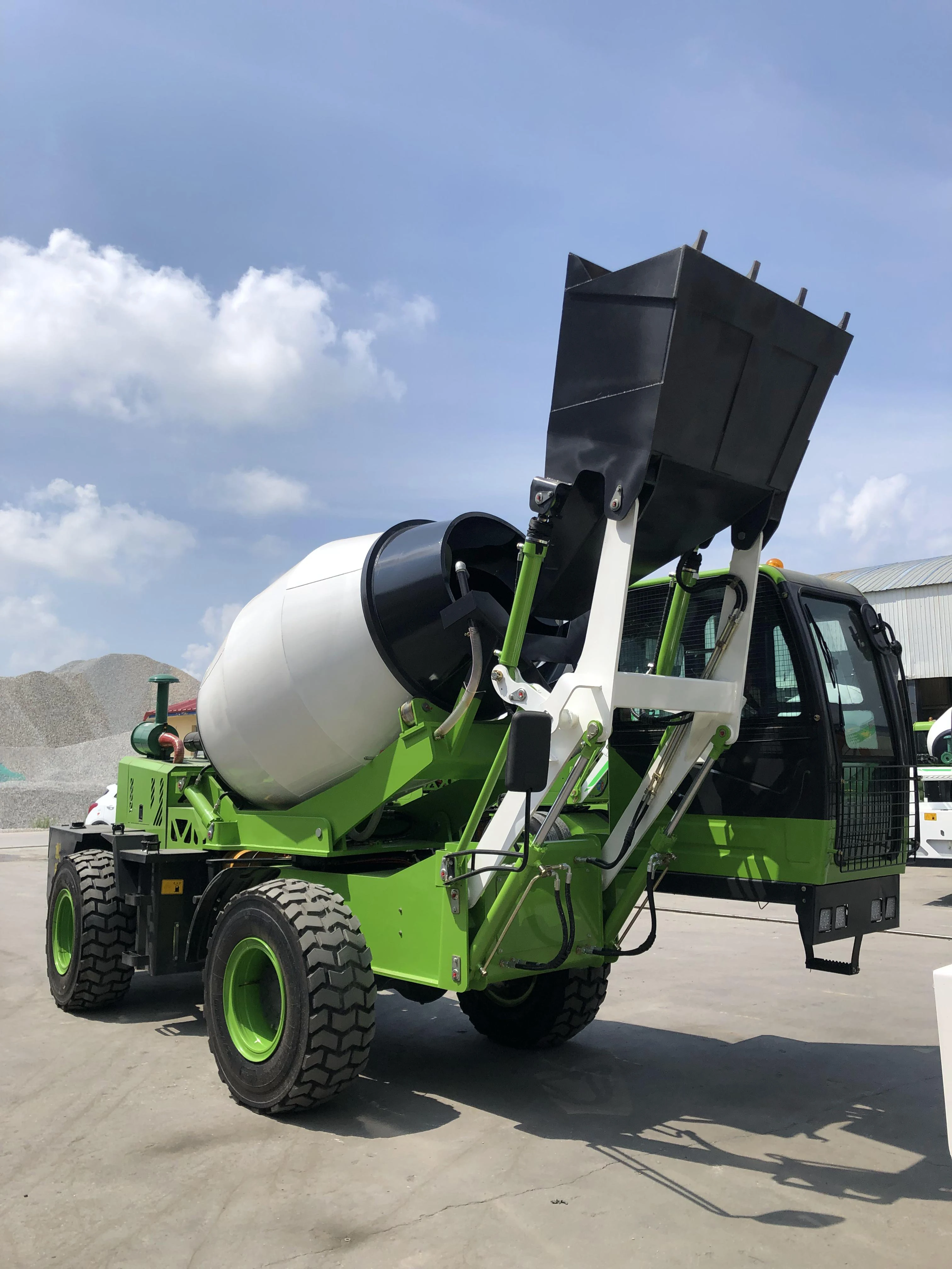 China manufacturer HUAYA brand 1.5  2m3 3m3 great automatic loading concrete mixer machine with /EPA