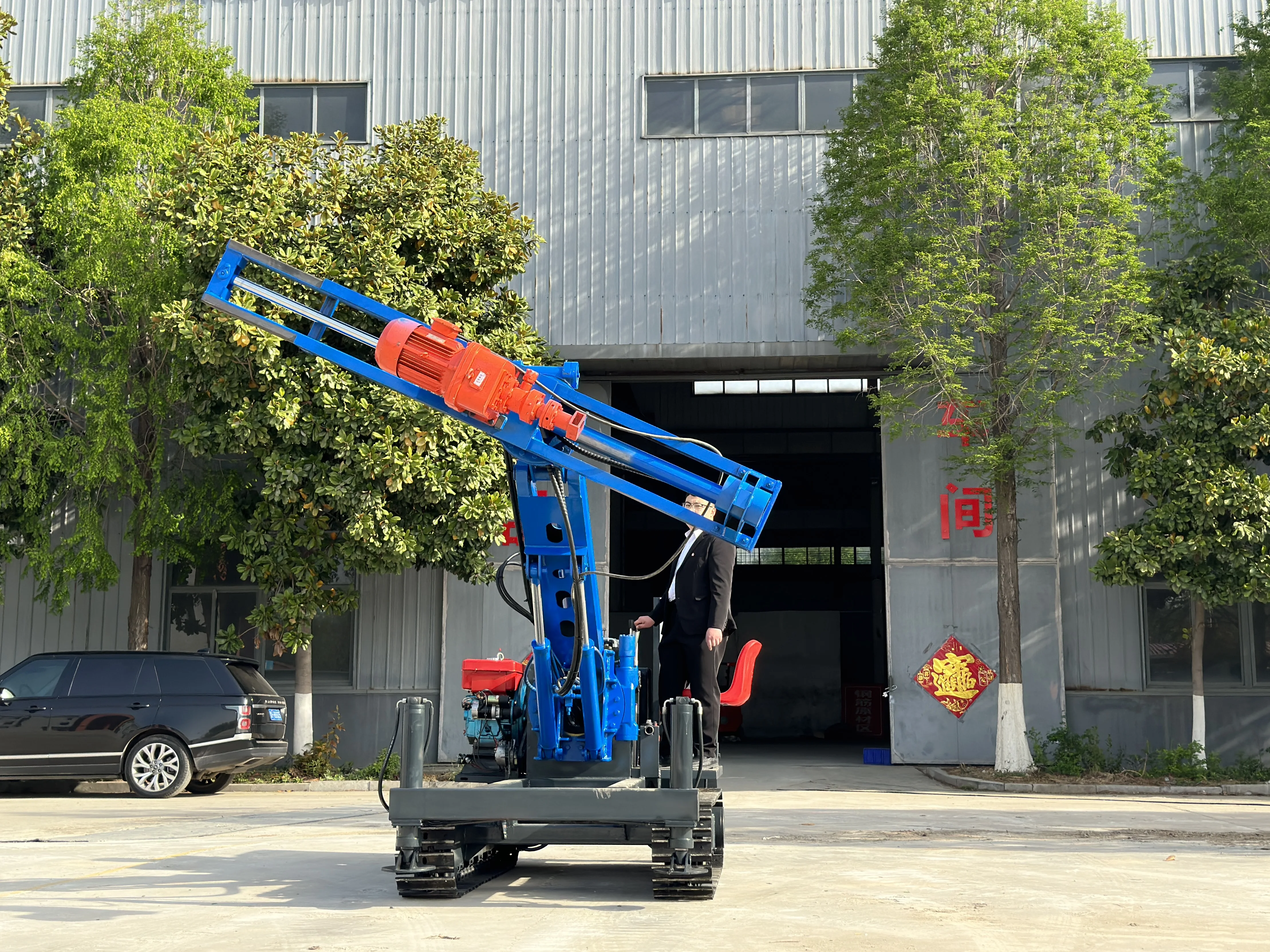 HR-180Q 360 degree rotating multi angle mining tunnel drilling machine multifunctional tunnel drill rig