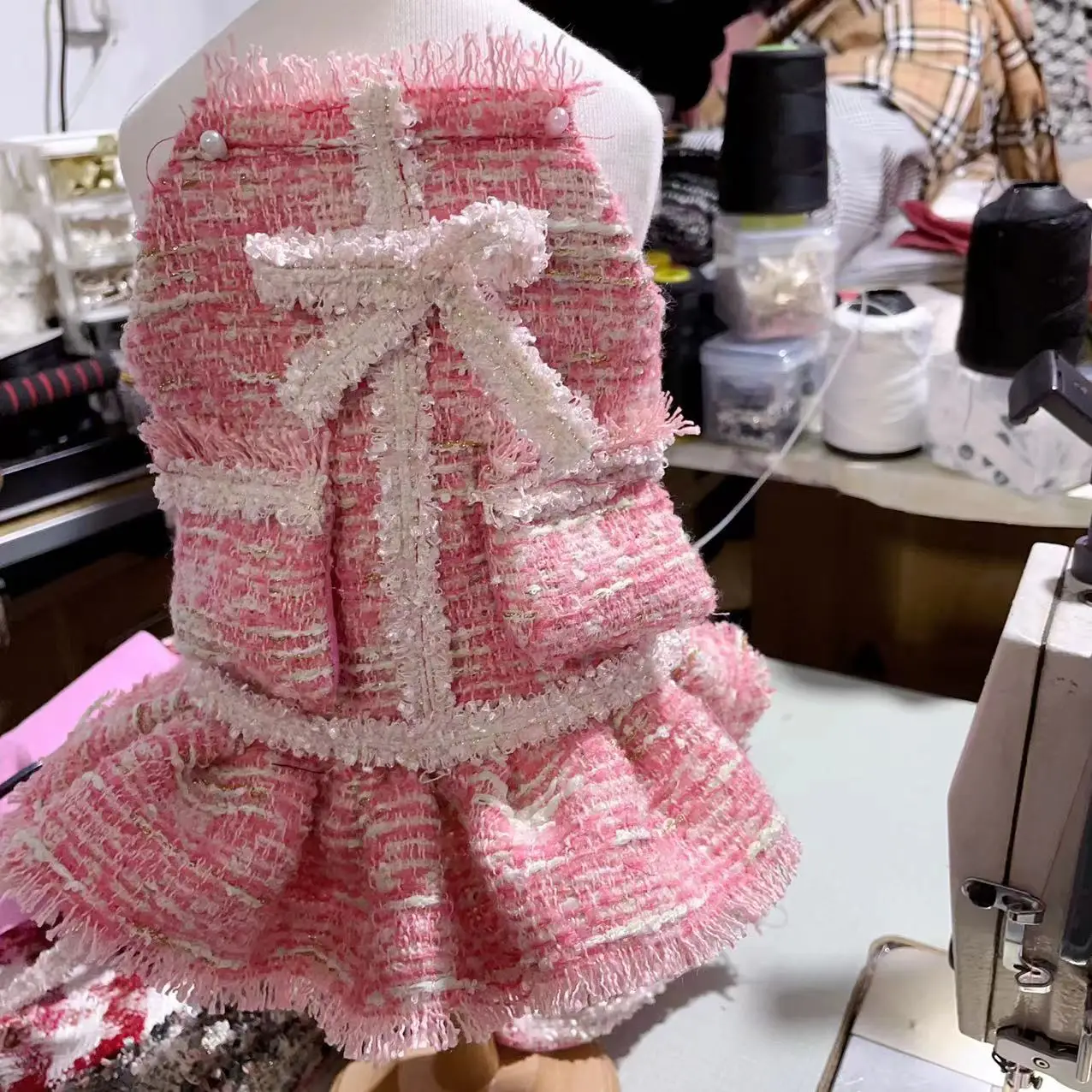 Best quality wholesale summer miss luxury brand fashion pink bowknot small designer pet dog clothes