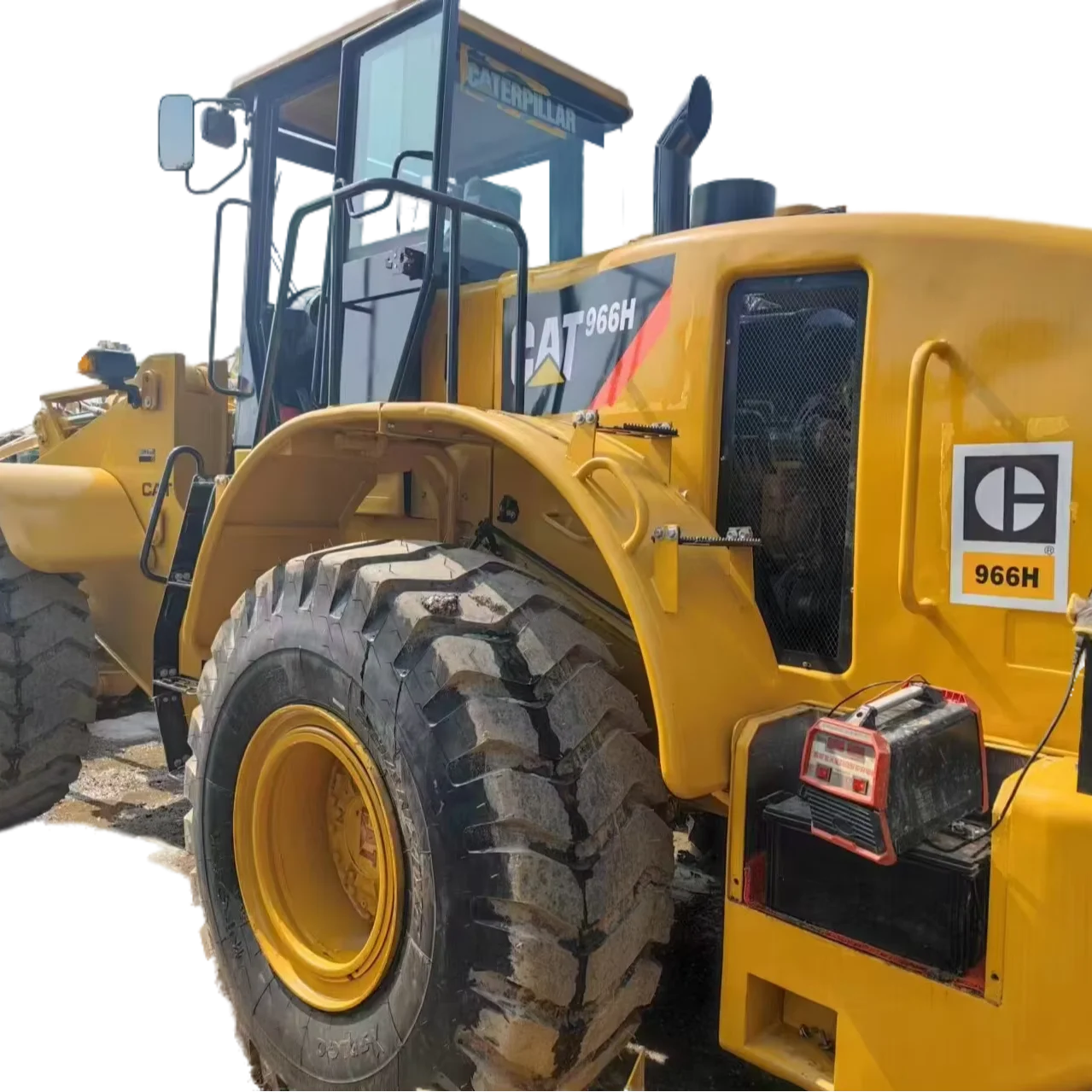 Sturdy Second-hand  Loader Caterpillar 966H - Proven Dependability