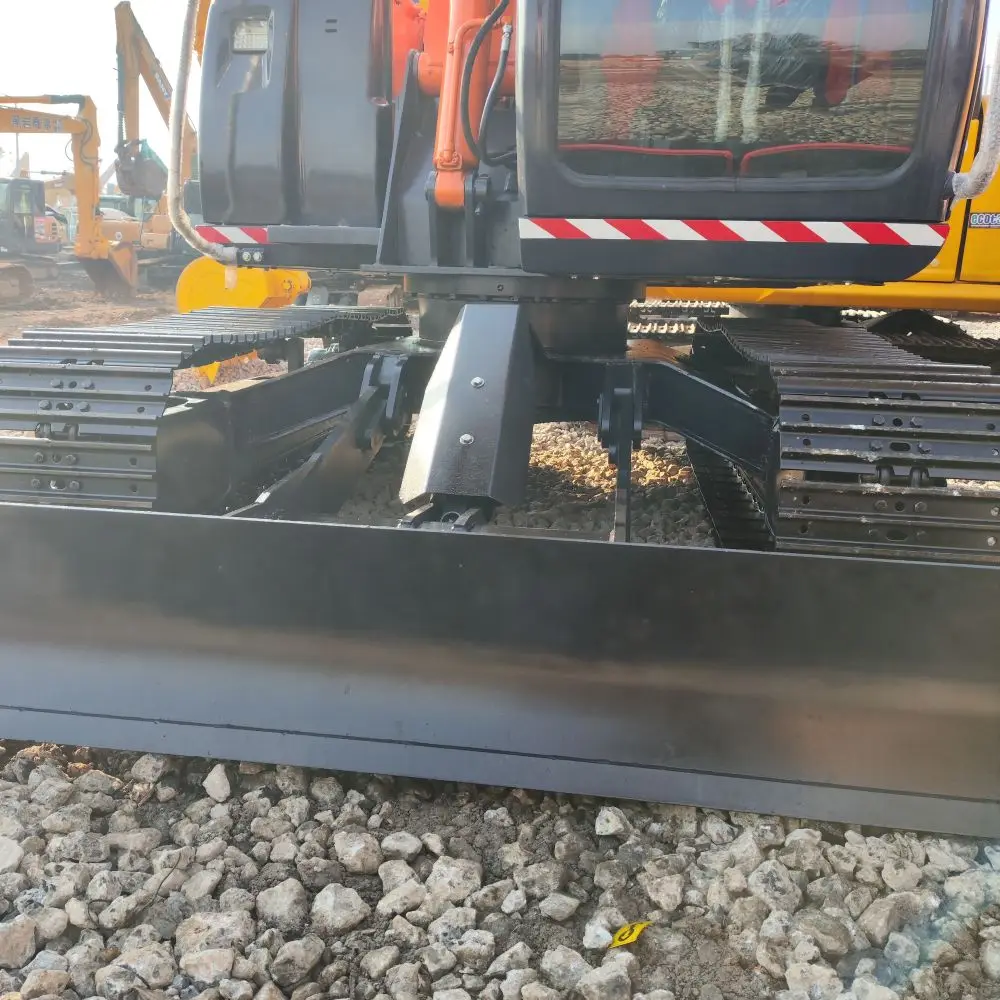 Second-Hand Hitachi 70 Micro Hydraulic Crawler Excavator Japanese Brand Multi-Functional Cheap Isuzu Engine PLC Motor Included