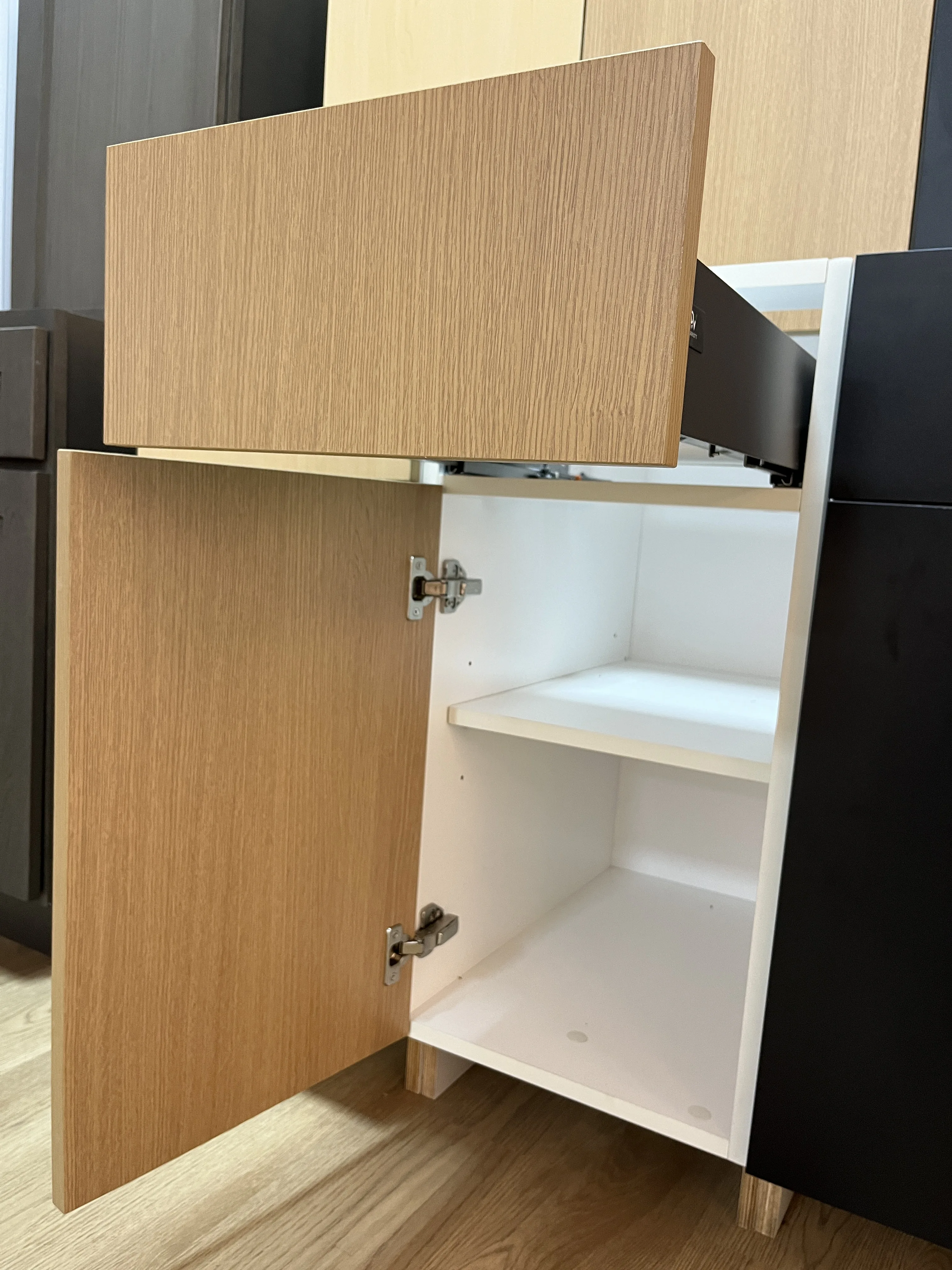 Modern Design American Standard Solid Wood MDF Plywood RTA Kitchen Cabinets Set for Wholesaler