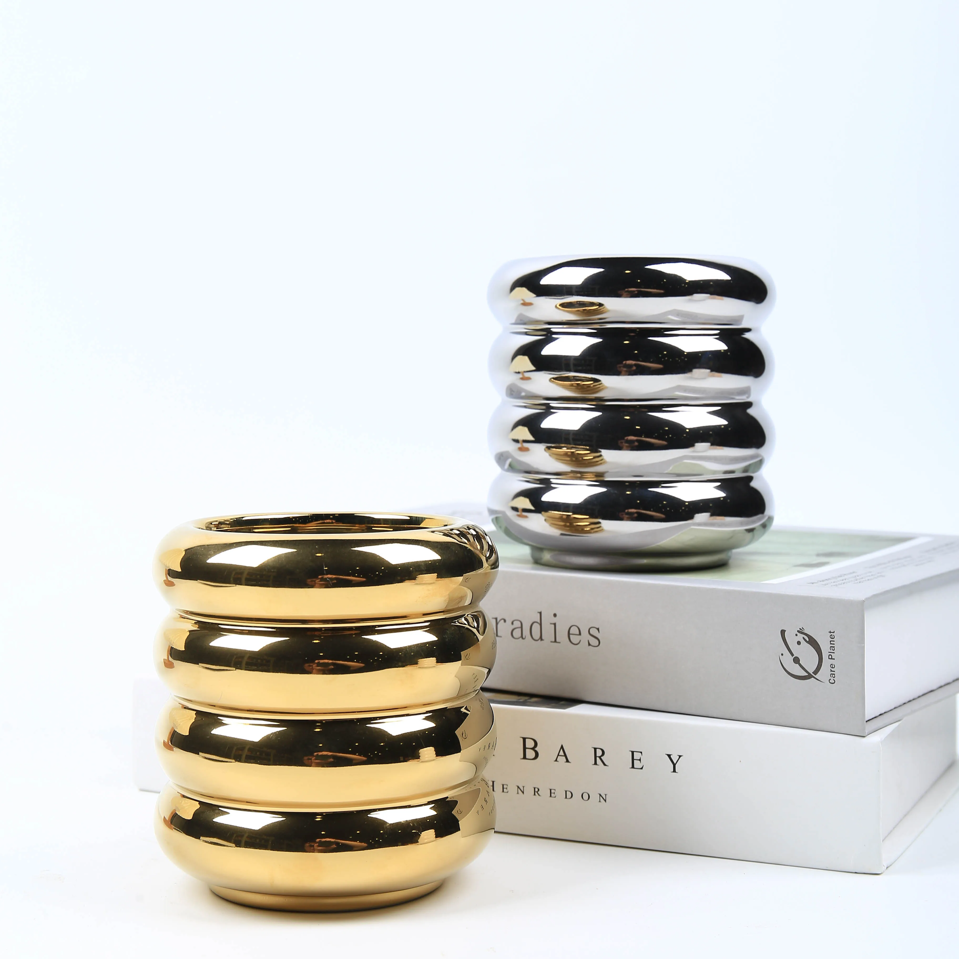 Wholesale Plating Gold Silver Ceramic Flower Pot Custom Living Room Tall Planter Suculent Pot Luxury Decorative Pots