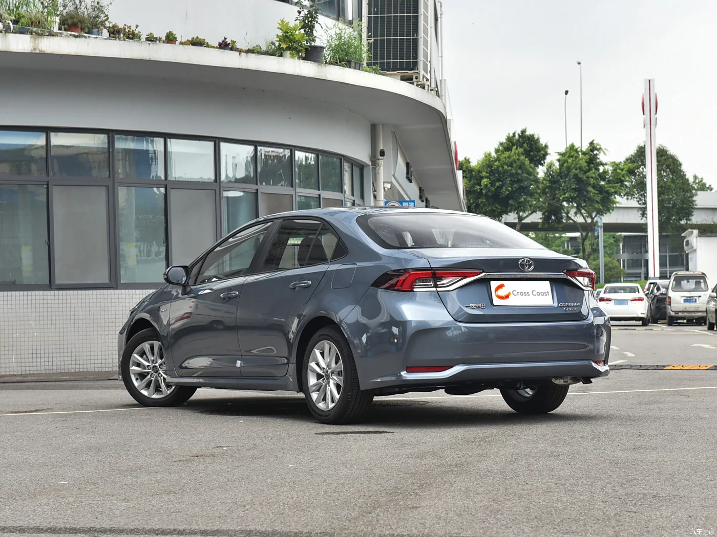 Подержанные автомобили ToyotaI COROLLA мгновенные гибридные для продажи/подержанные продажи из Японии