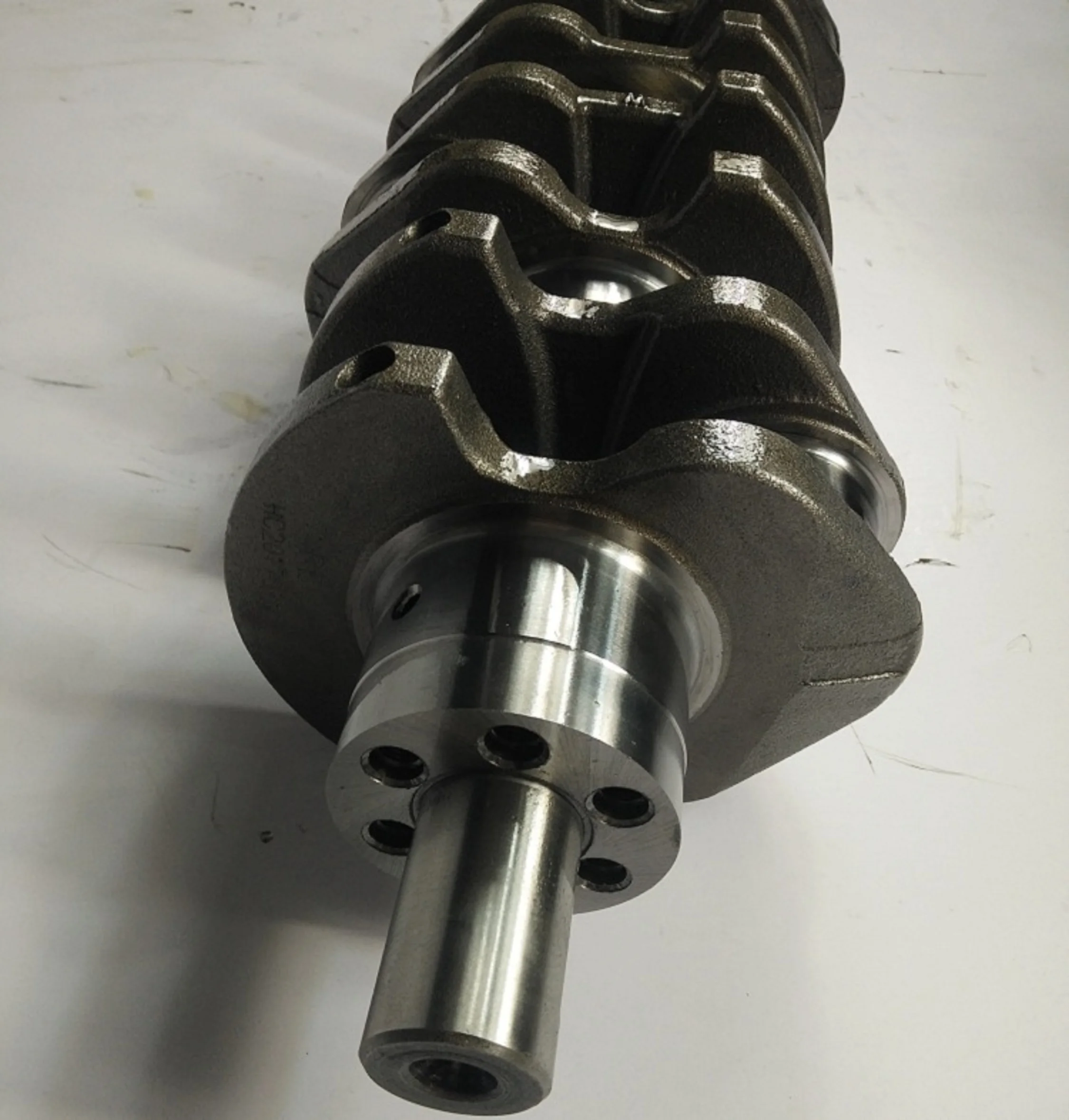 High Quality Factory Price JMC Carrying Truck Spare Parts Crankshaft For Diesel Engine 4JB1