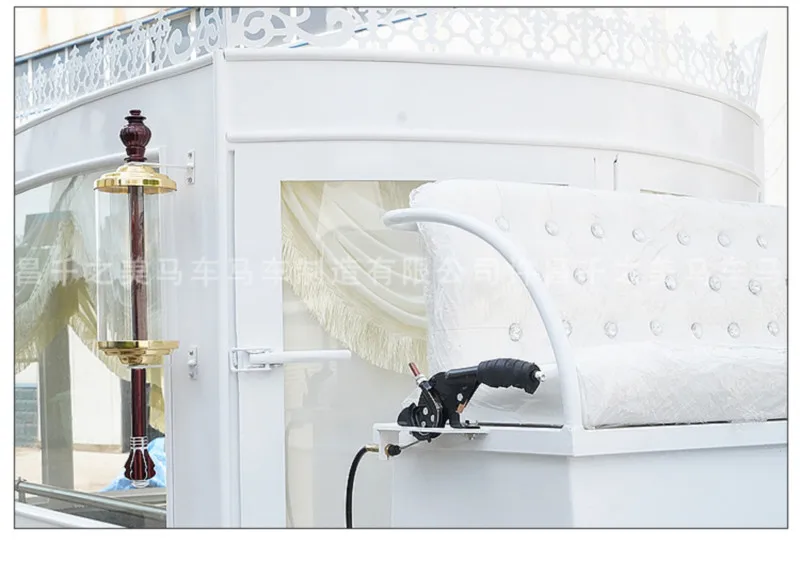 Катафалк для погребения лошади