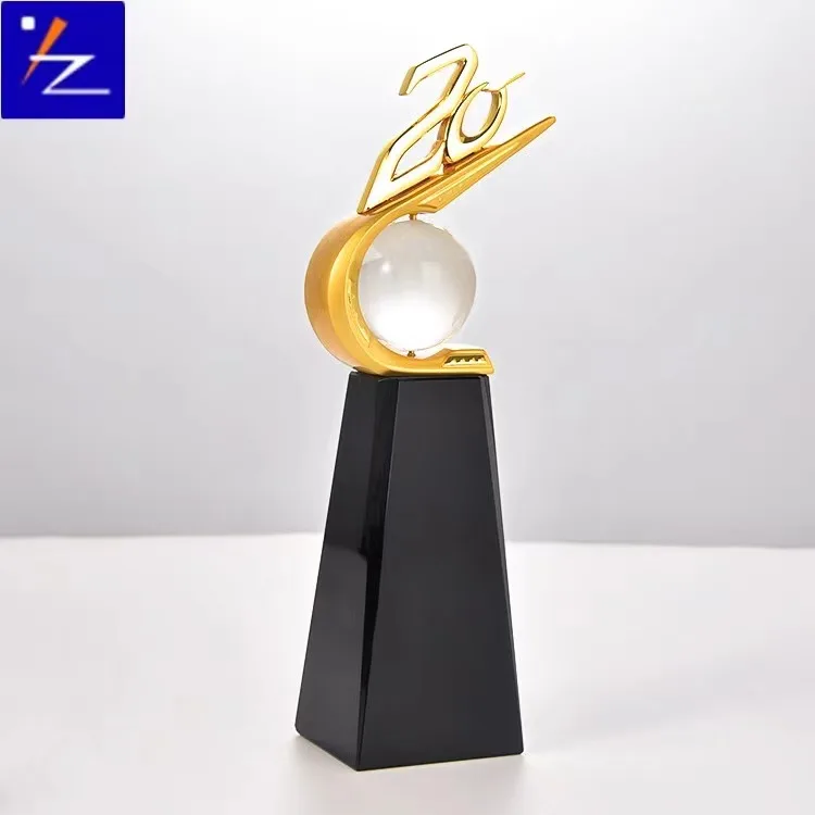 Best Design Trofeu De Metal Custom Fine Workmanship Eco-Friendly Crystal Golden Metal Trophy
