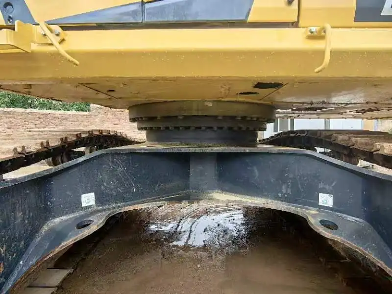Used Excavator Komatsu PC500-10 heavy equipment construction machinery ORIGINAL color Japan Year 2022 High performance