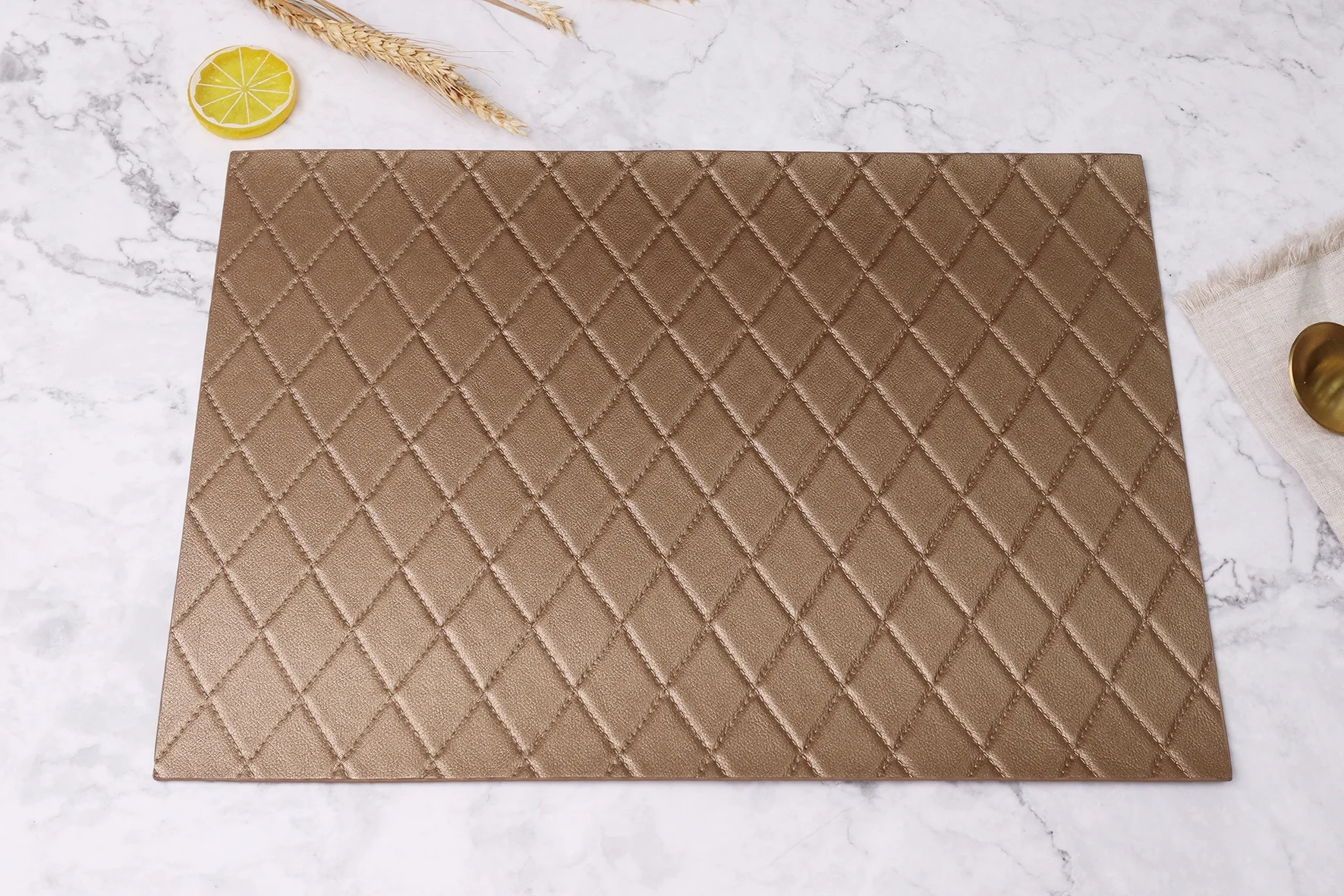 2023 Eco-friendly factory new Faux leather placemat for table decoration