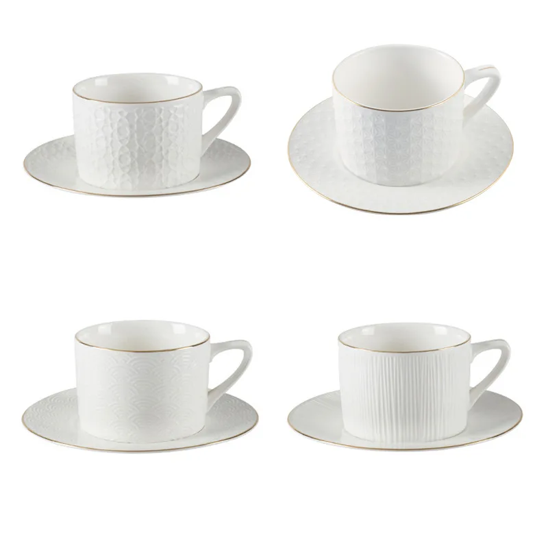 European-Style Gold Trim Ceramic Coffee Cup Set Saucers Large Capacity Latte Cups Red Tea Espresso Moments English Afternoon Tea