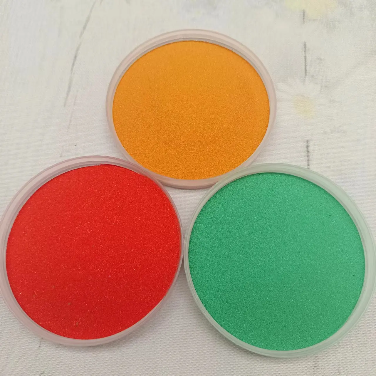 Selling various colors of colored sand for colored glass sand painting game sand