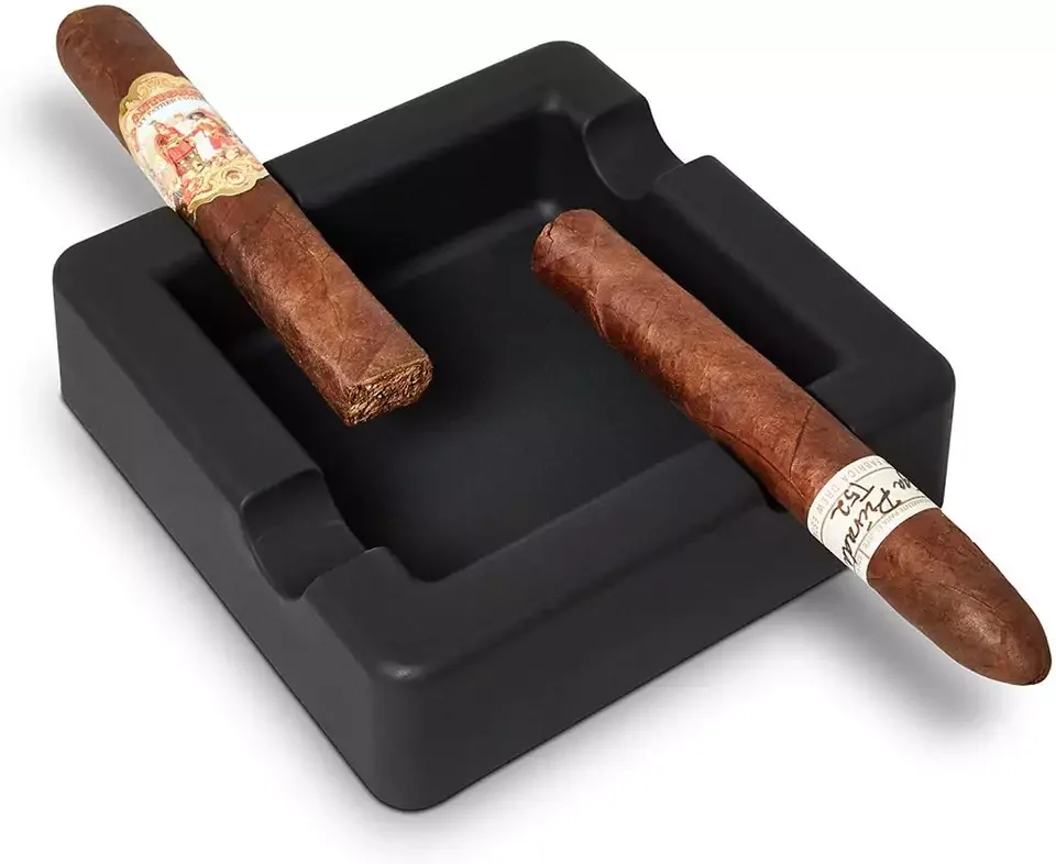 Wholesale Customized Pocket Cigar Bucket Cigarette Ashtray Silicone