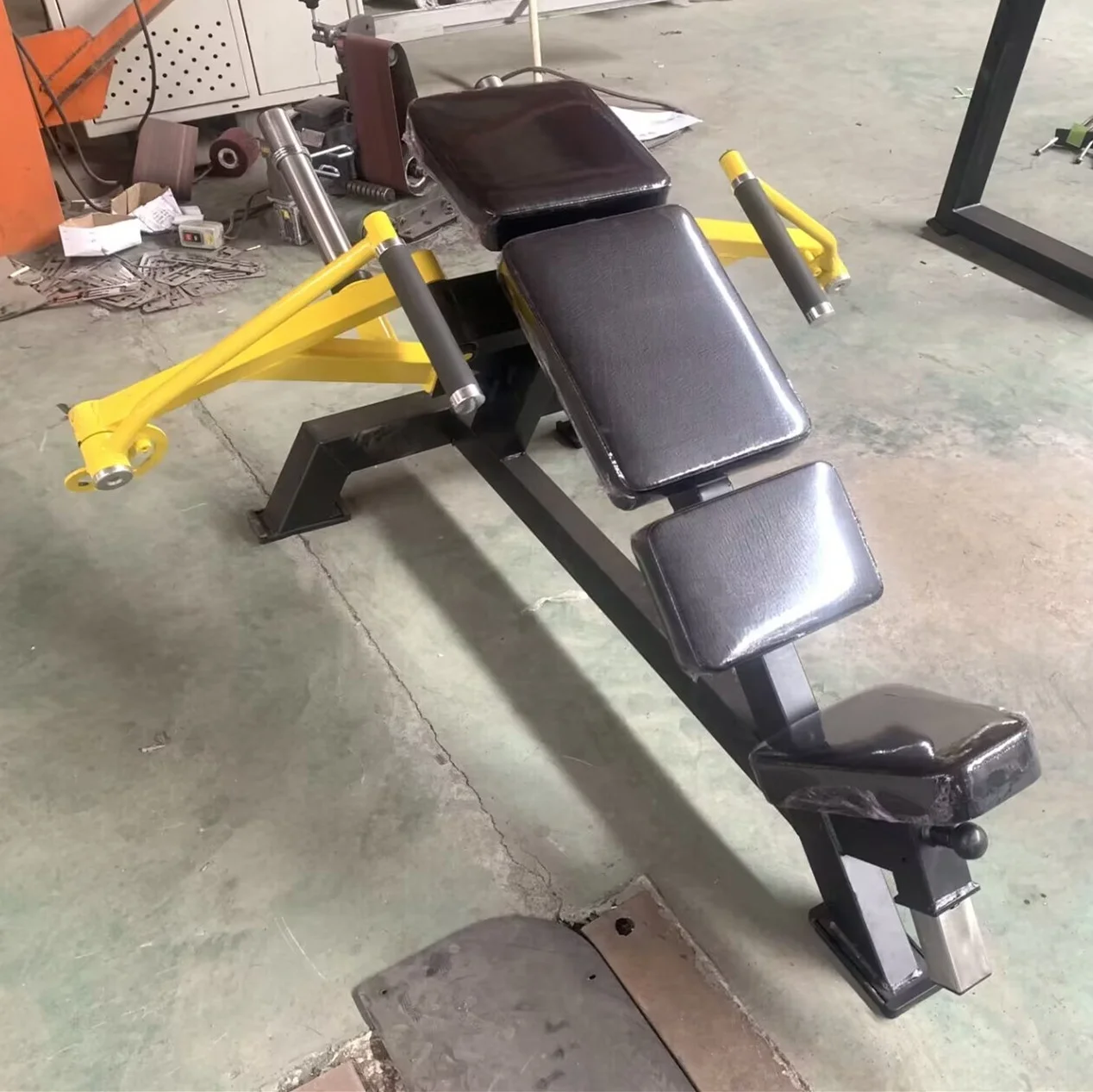 2024 Hot Selling Kick Back Commercial Fitness Equipment with Certifications