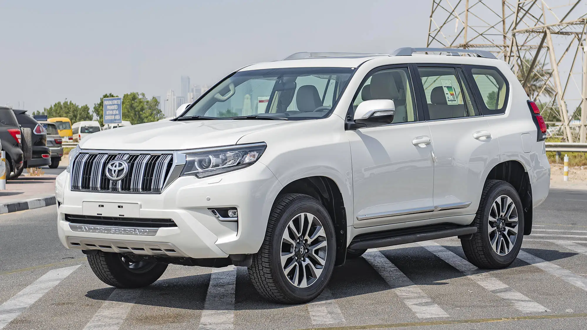 Дешевые использованные шины TOYOTA PRADO 4 0 P готовы к отправке