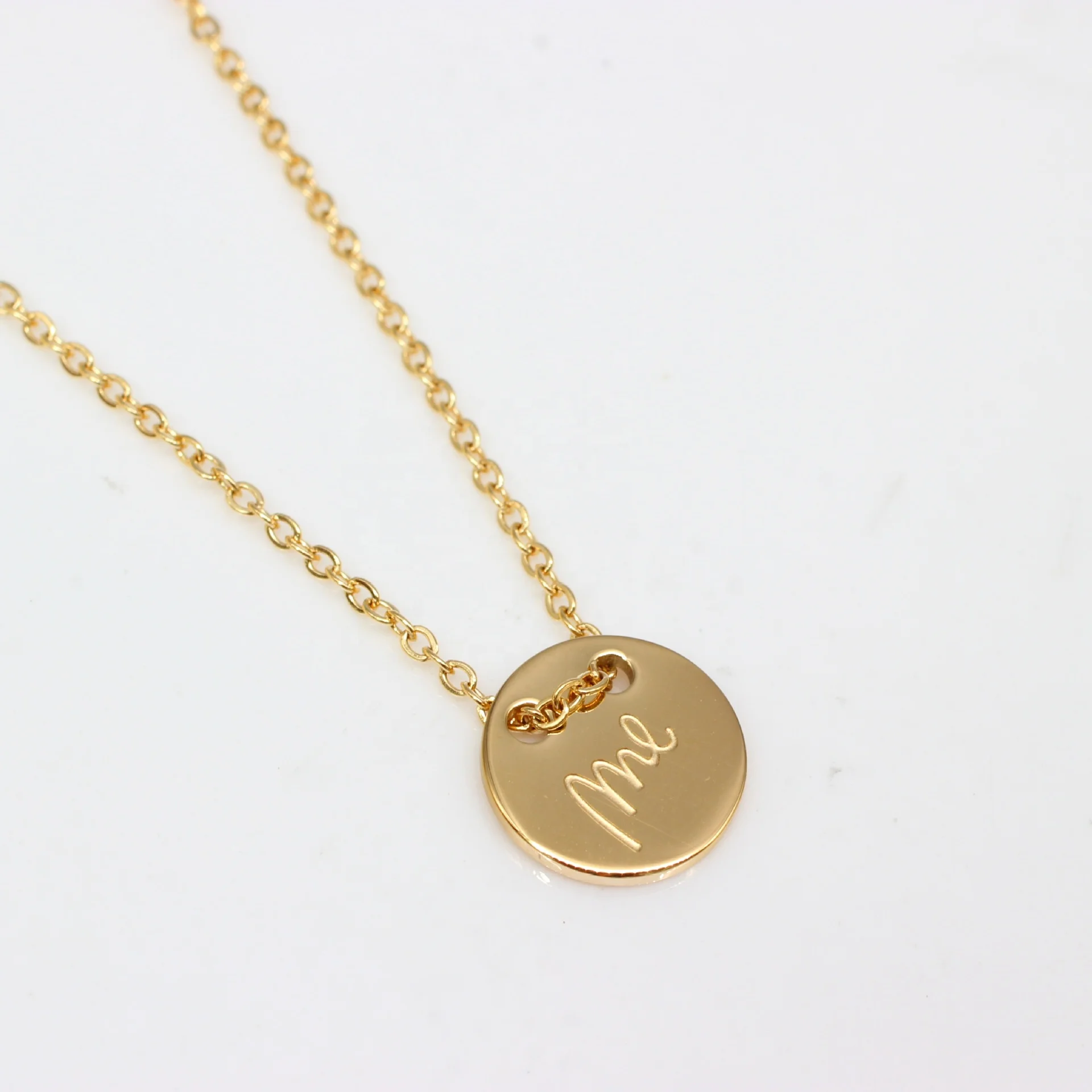 2021 Новые Модные женские ювелирные изделия 14K позолоченное Настоящее ME дизайн письмо me гравировка 316 ожерелье из нержавеющей