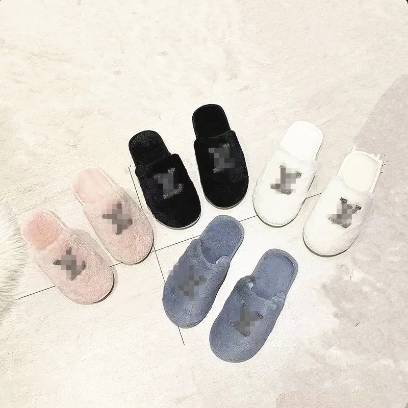 
2021 Newest women fur slippers rhinestones crystal faux furry shoes slides sandals winter fall fuax rabbit fur plush slipper 