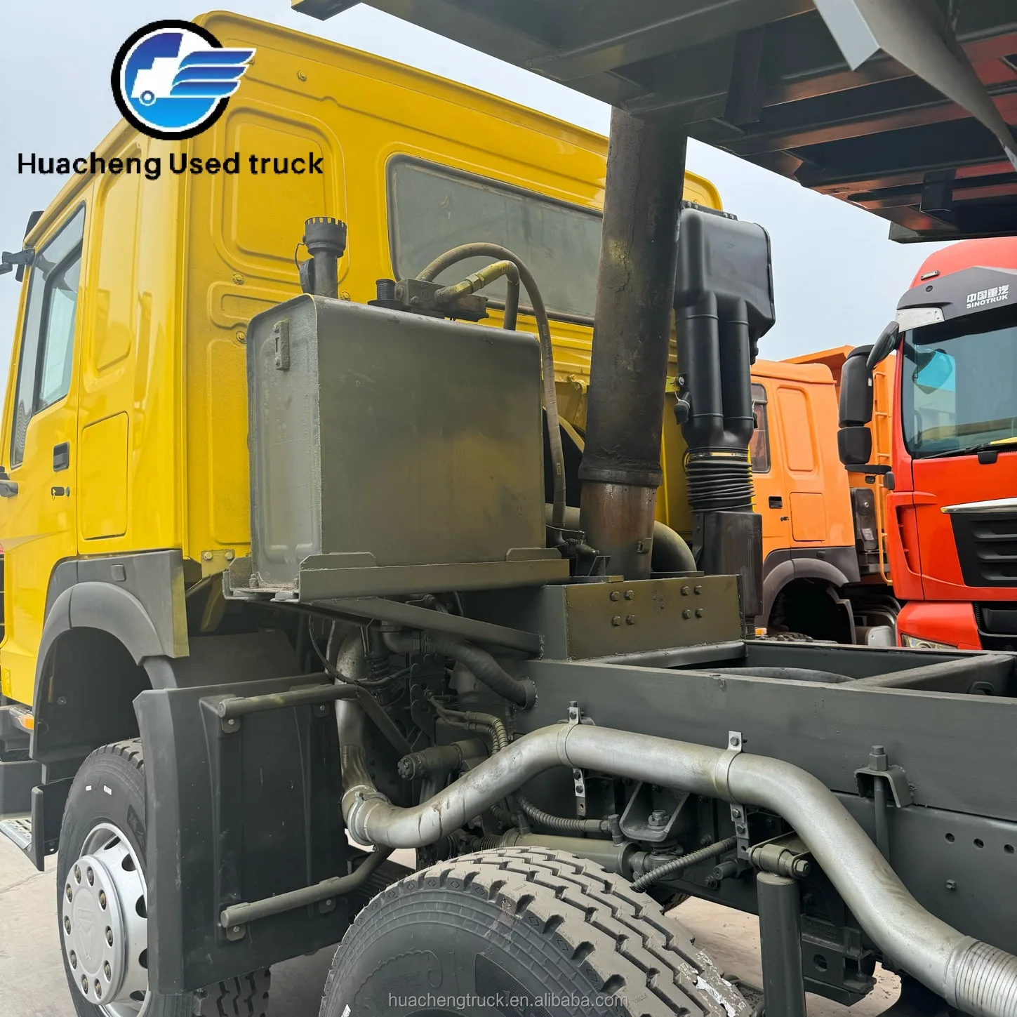 Hot sale second-hand China heavy truck new HOVO dump truck 371 HP 8*4 second-hand HOVO 6x4 manual diesel