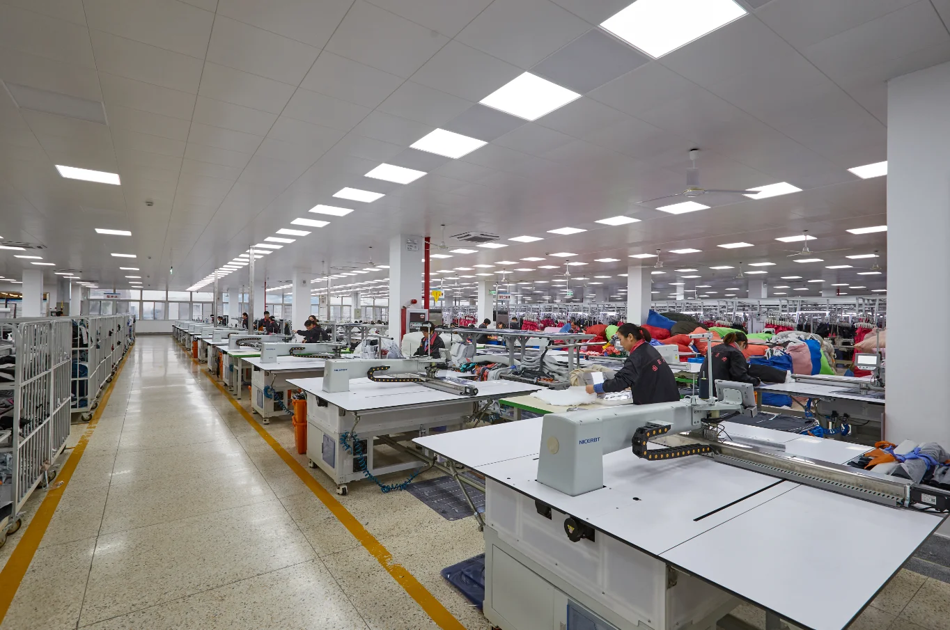 
Custom Kid Lightweight Little Girls Down Vest Jacket 