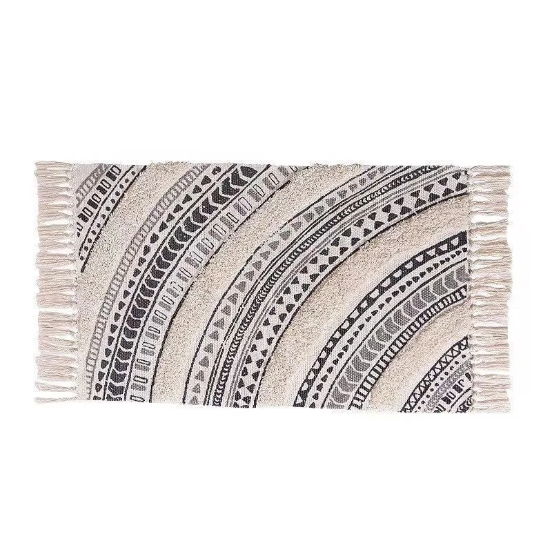Manufacturer Boho Ethnic Bathroom Door Mats Carpet Runner Washable Woven Tufted Cotton Tassel Rugs For Living Room