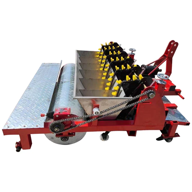Garlic seeder traction agricultural fertilization integrated planting machine