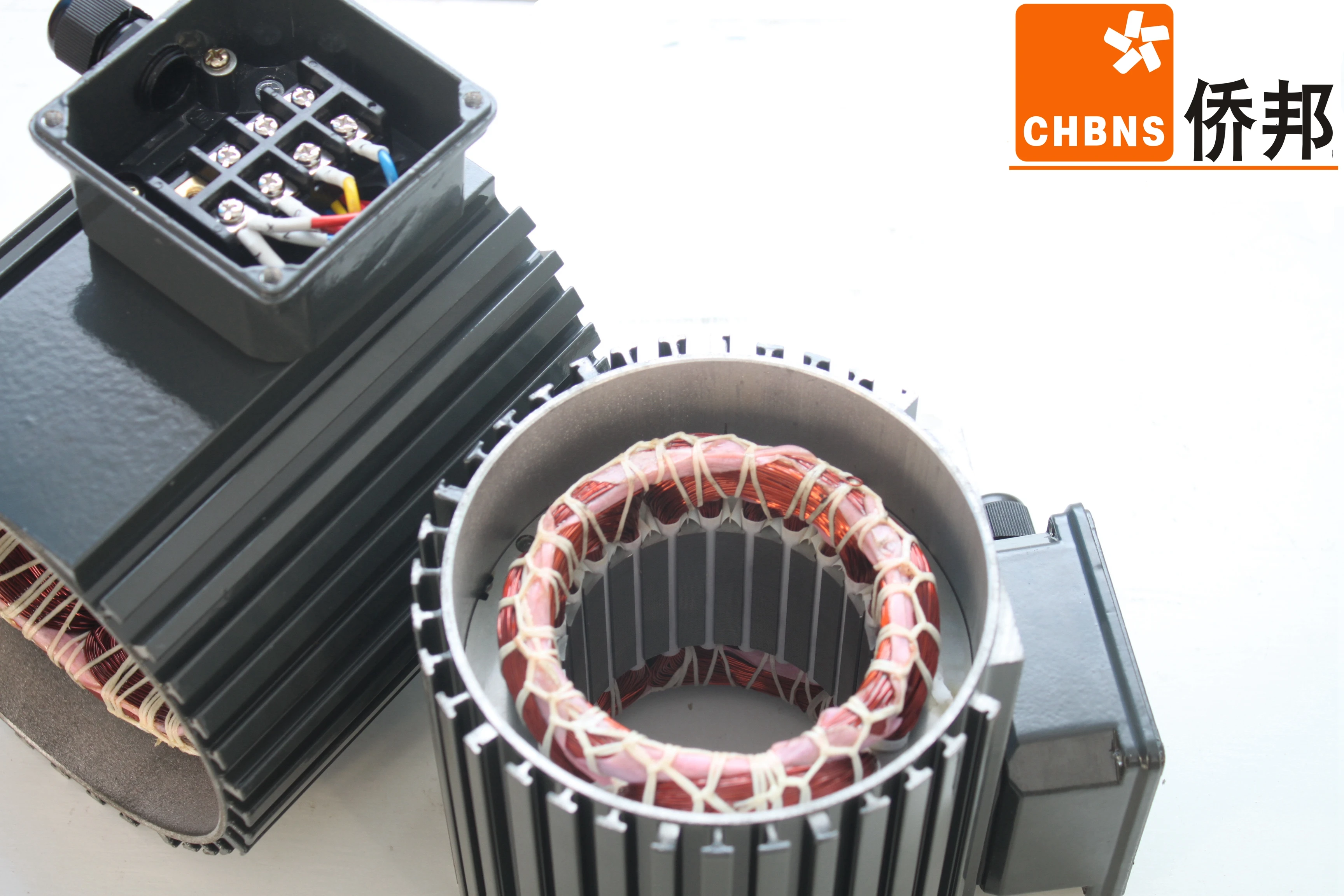 Low Rpm Helical Gears Speed reducer box 400w 1/2 Hp  Horizontal Vertical Gear motor