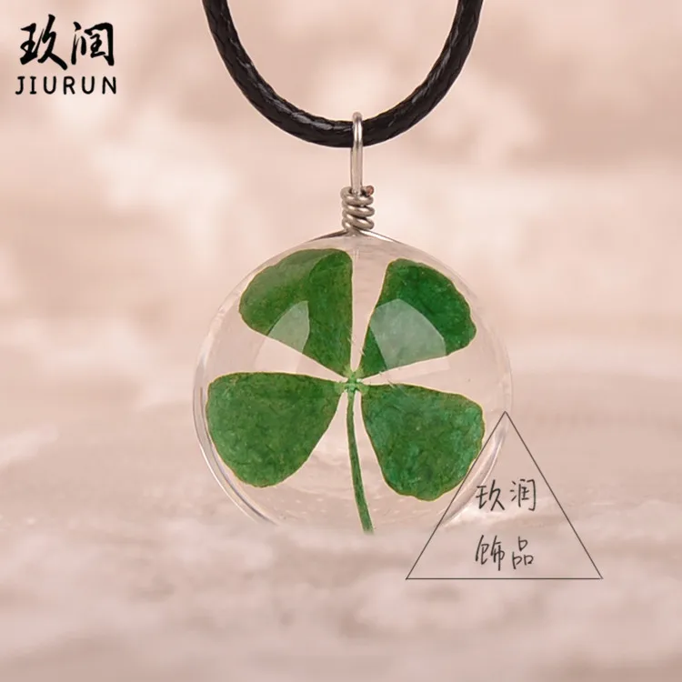 Creative natural four-leaf clover ball necklace real flower forest sweater chain glass gem ball