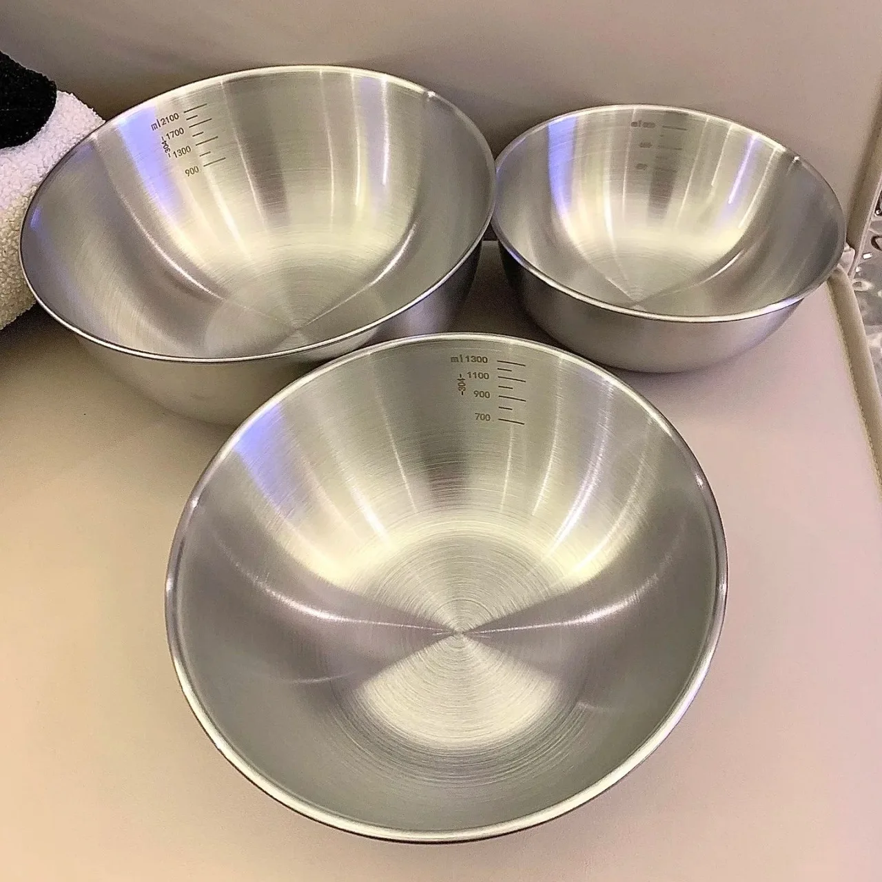 TS Mixing Bowls Kitchen Salad Bowls Set Nesting Storage Bowl Baking Accessory with Scale 3pcs Stainless Steel Camping