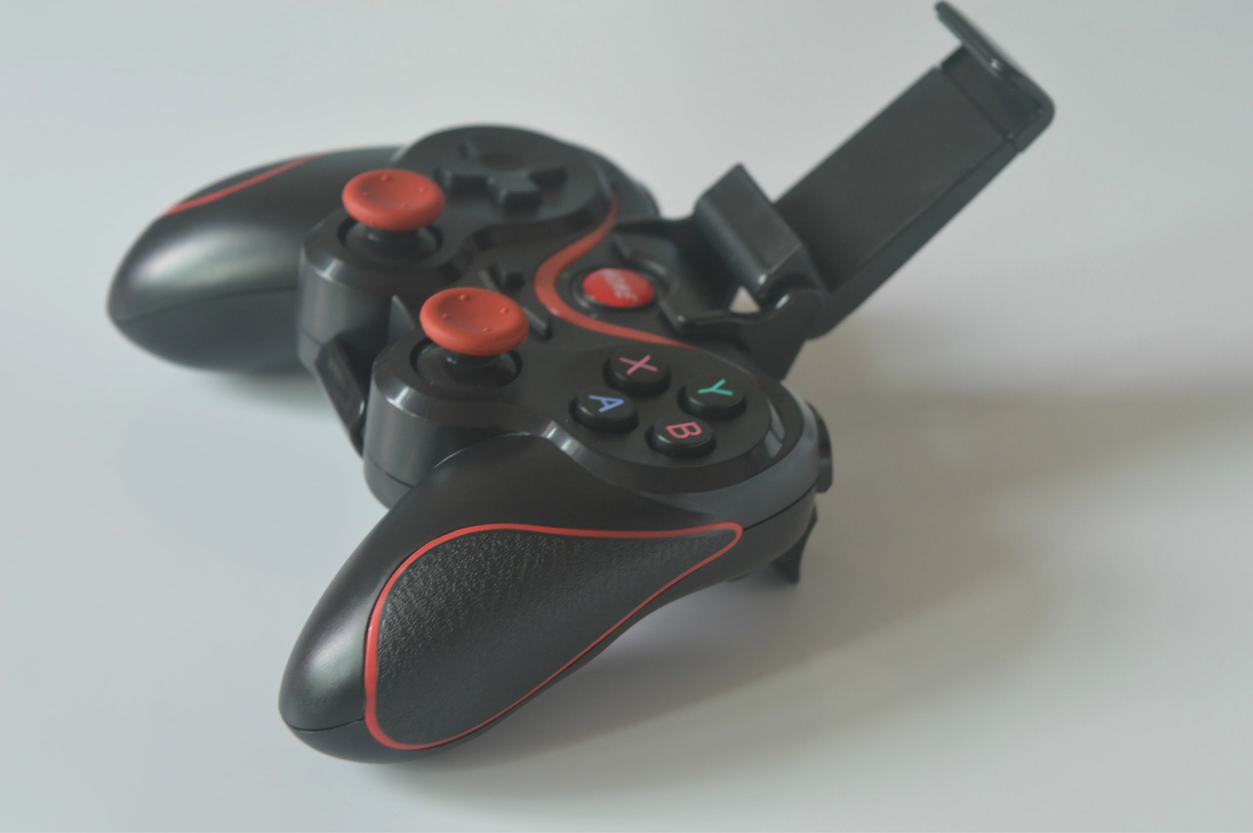 
2019 X3 Wireless Gamepad Game Controller for Smartphones 