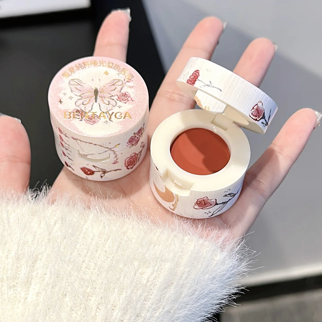 Canned matte mousse lip mud with brush multi-role velvet lip glaze with low saturation tone jar muddy lipstick blush cream