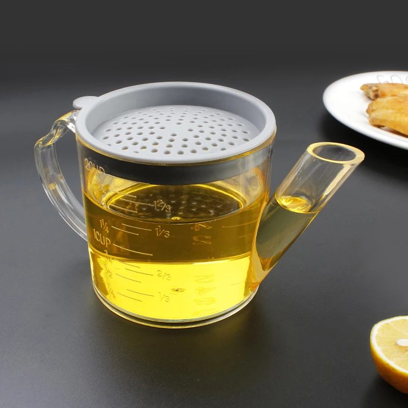 Kitchen Plastic 2 Cup Oil Grease Fat Separator Filter Measuring Cup and Strainer
