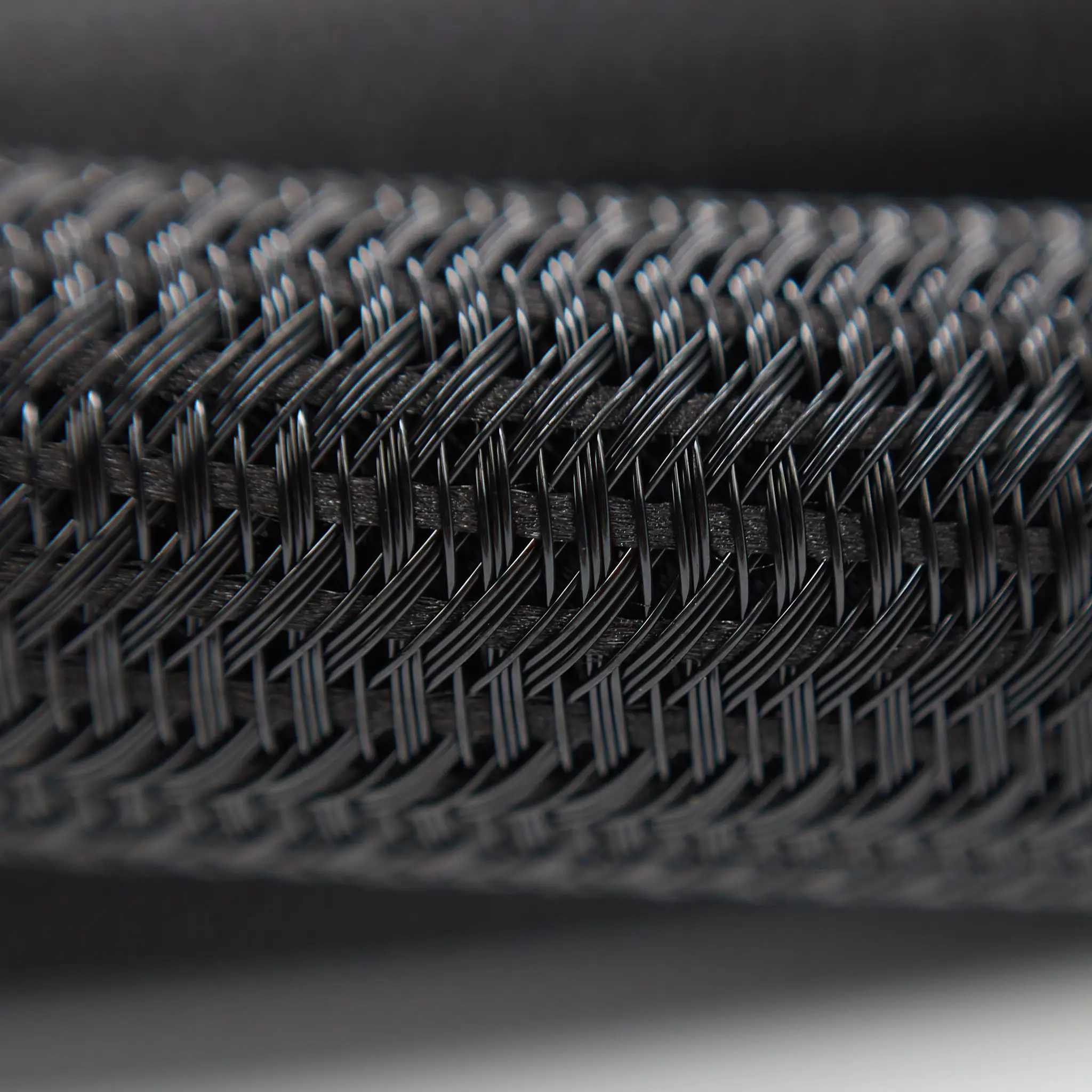 PET Mesh Cable Sleeve Wire Protection Tube Expandable and Self-Winding Braided Mesh Cable Management Sleeve