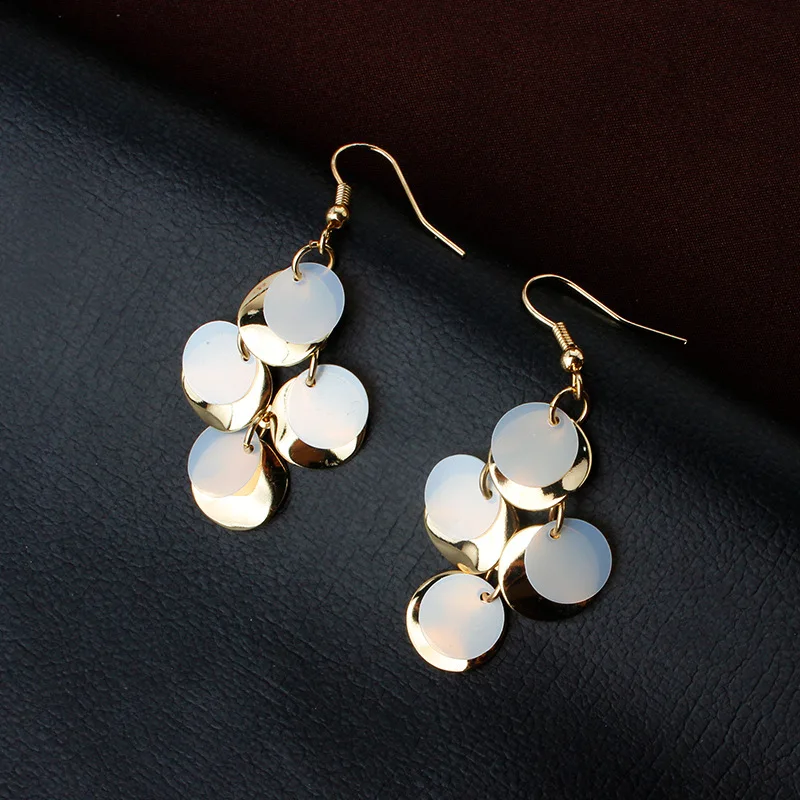 
Hot Sales Long Jewelry Geometric Shape Earrings White Pearl Hoop White Tassel Earrings Shell Women Pearl Earrings 