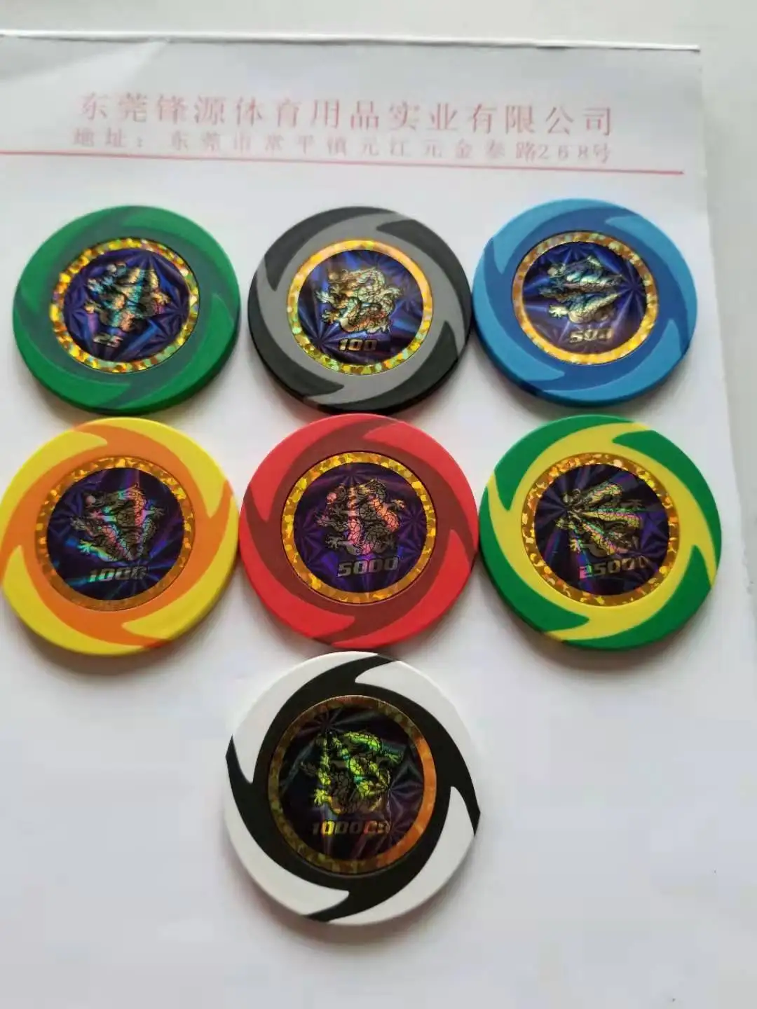 Wholesale Casino Style Poker Chips Set 500pcs Plaque Clay Chips with Aluminum Case 14g Plastic & Acrylic Chips Gambling Casinos