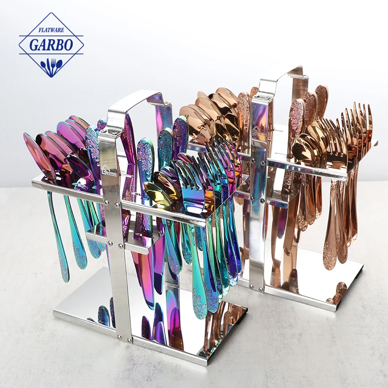 wholesale SS 201 24pcs/36pcs gold plated knife spoon fork 18/10 middle east gold flatware set with stand in color box