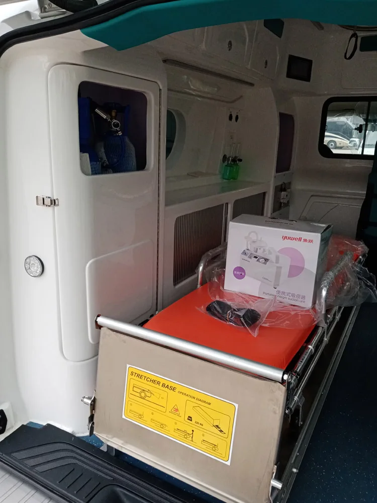 China Emergency Rescue Negative Pressure Ambulance Vehicle