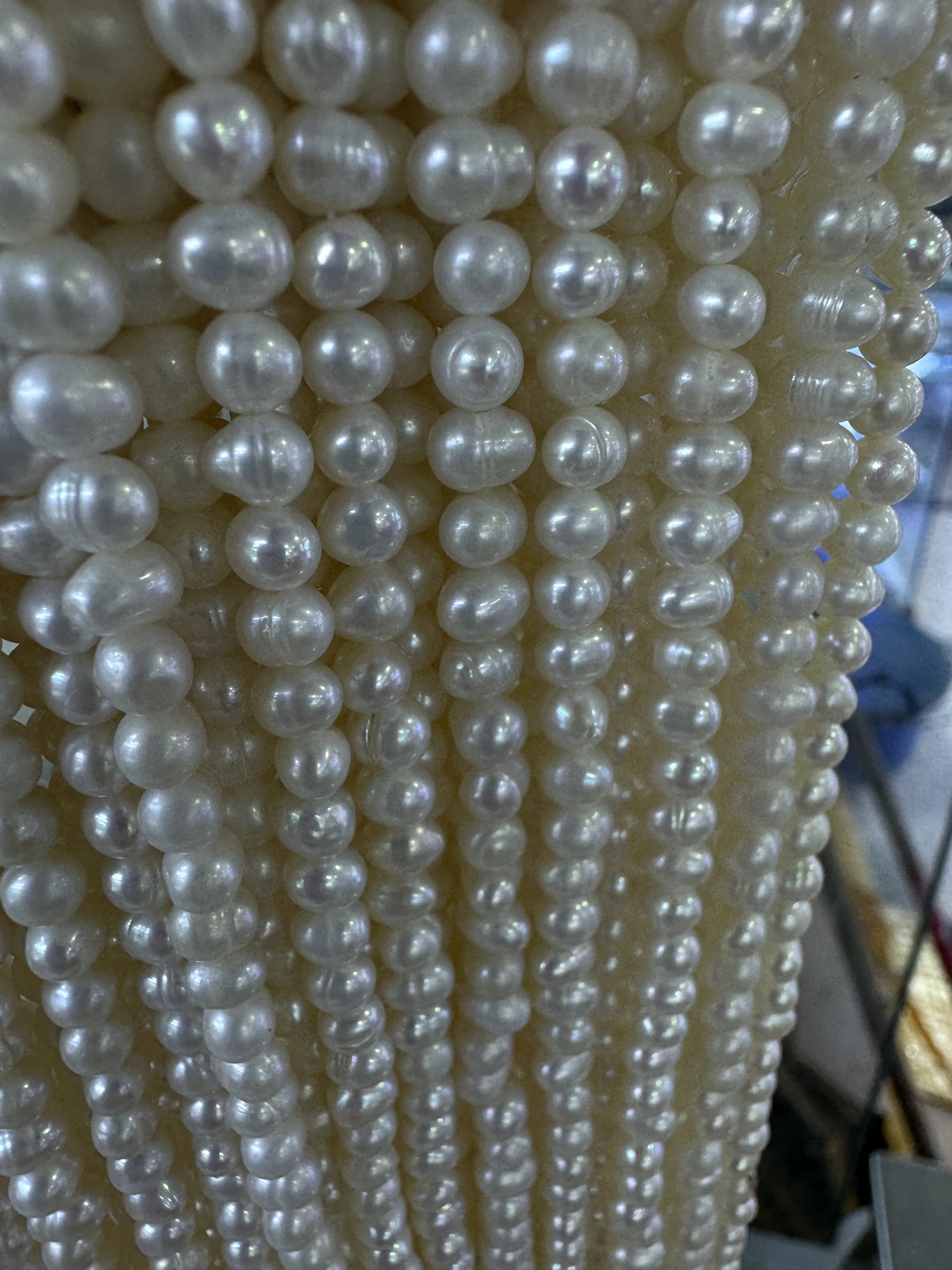 Wholesale Potato Pearl 6-7mm Natural White Cream Color Freshwater Pearl Strands Beads for Fashion necklace bracelet making