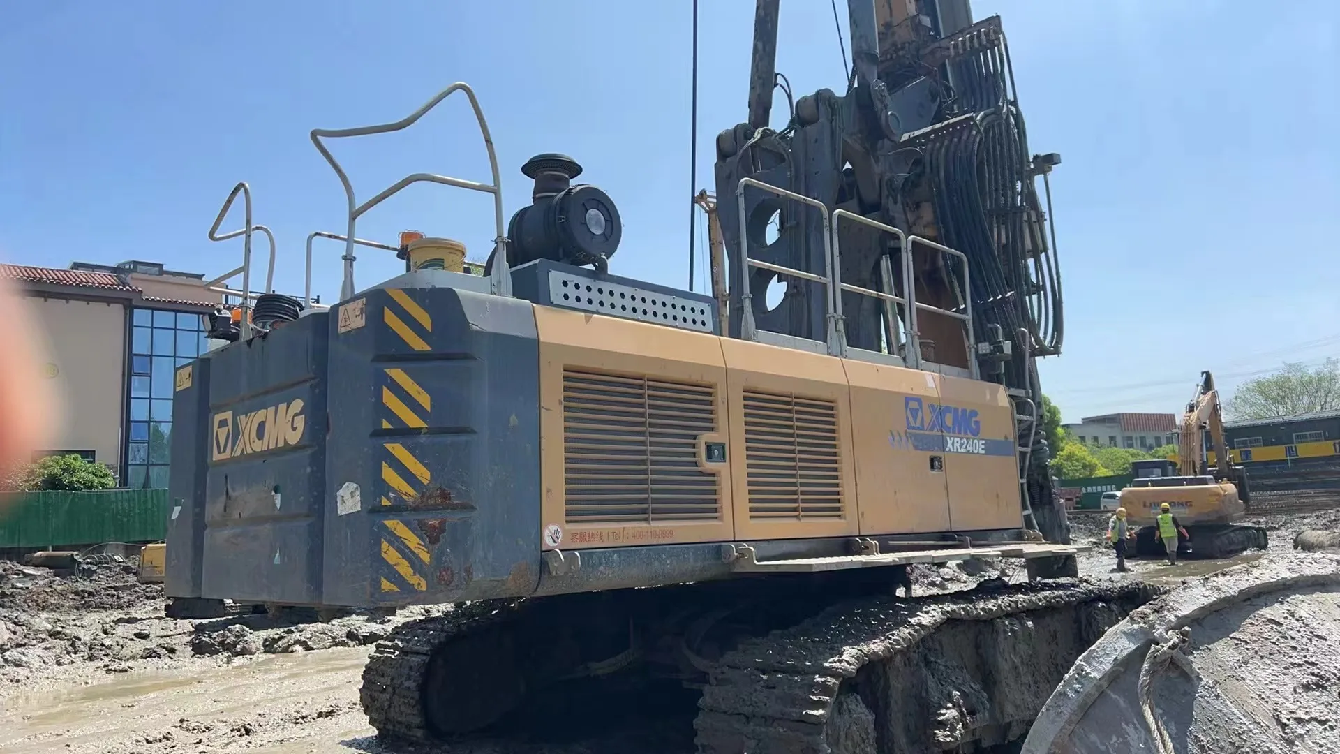 Used Rotary Drilling Rig Oil Field Mining Equipment Xr240e Year 2019