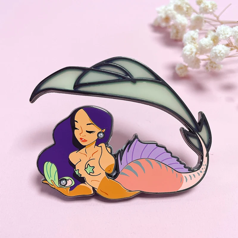 Manufacturers wholesale cartoon brooch pin custom stitch metal badges funny cute cartoon enamel pins