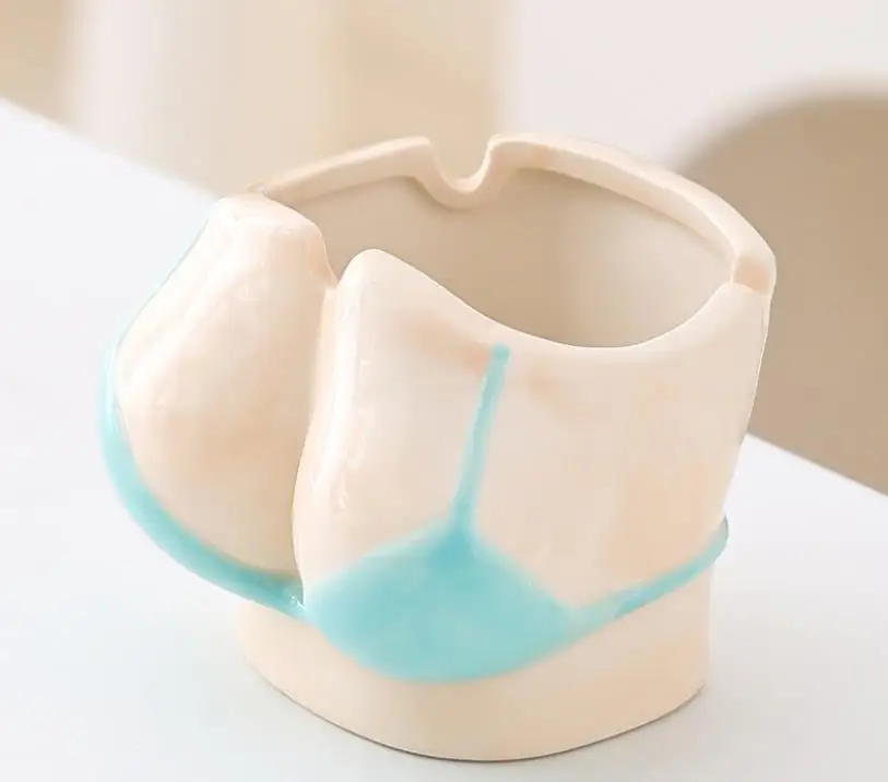 Fashionable Creative Ashtray Sexy trendy art ornament home office tea table ashtray Ceramic Ashtray
