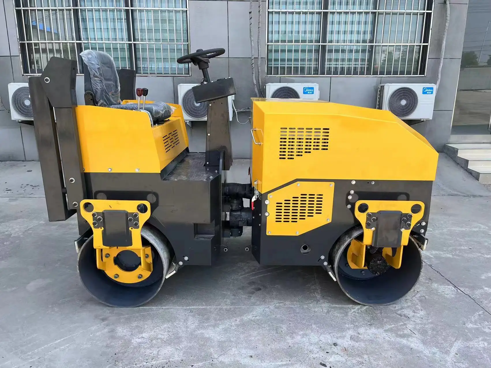 0.8 Ton 2 Ton 3 Ton Diesel Hydraulic Vibratory Road Roller Road Compaction Machine