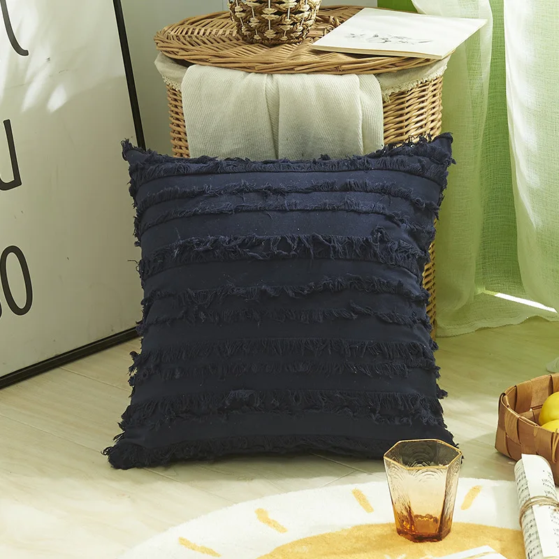 Factory Price 18 x 18 inches Set of 2 Bedding Luxury White Throw Jacquard Pillow Covers Decorative Pillows Cushion Covers