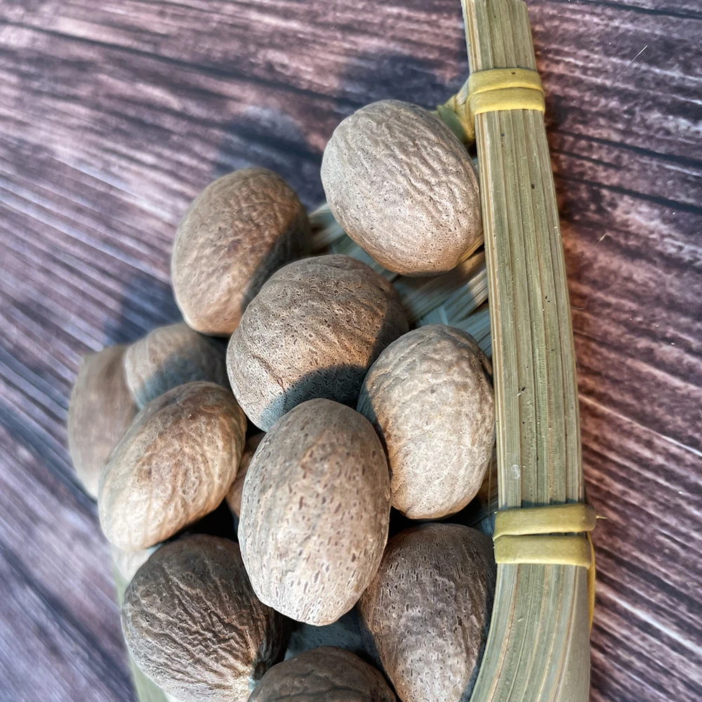 Лидер продаж 2021 экспортные качественные травы и специи коричневого цвета сушеные фасоль или порошок Muscade мускатный орех для оптовой продажи