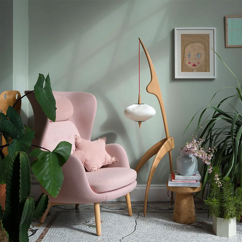 Ancient style walnut floor lamp retro designer living room bedroom bed creative home-stay hotel Japanese Floor lamp