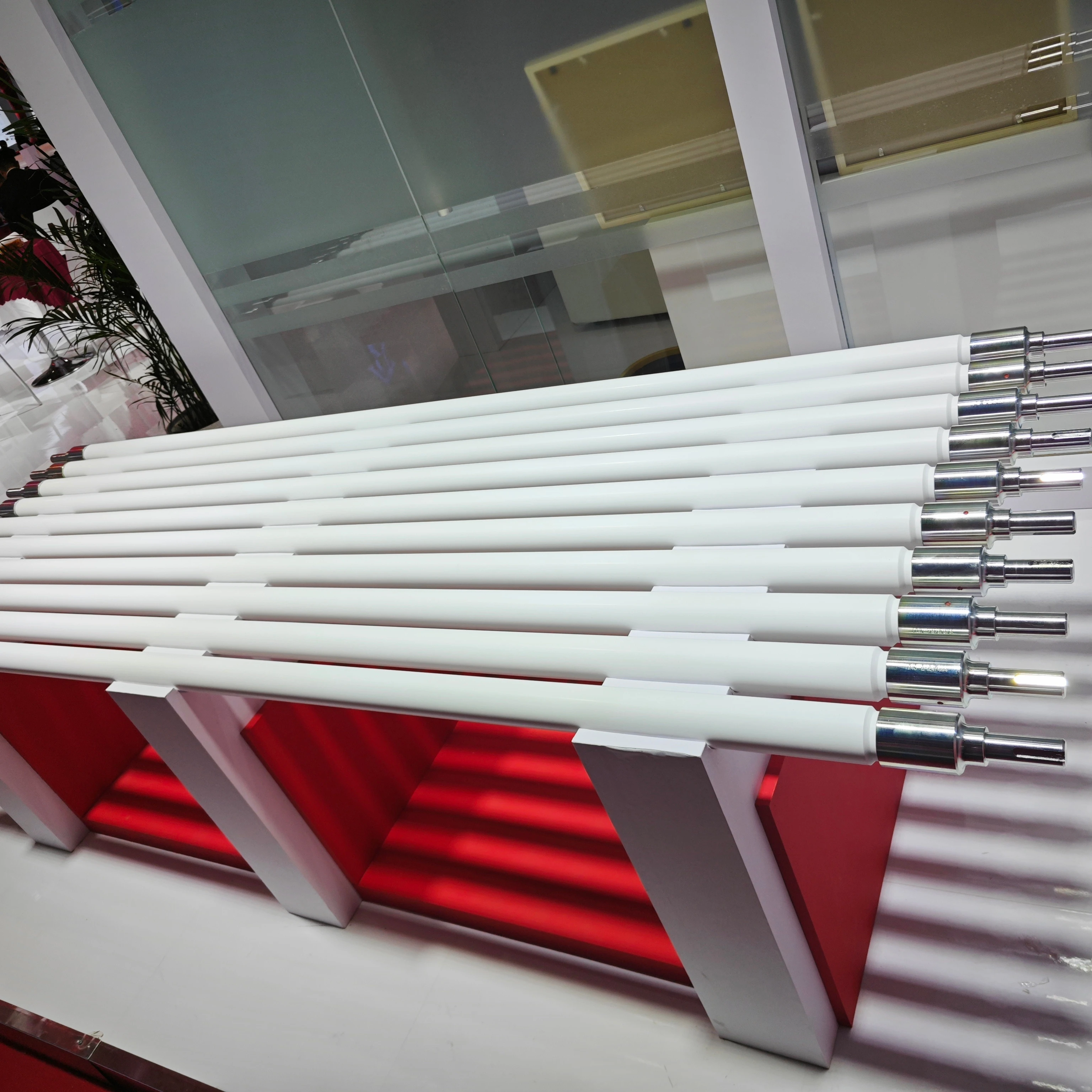 customized High temperature resistant kiln supporting fused silica quartz ceramic roller