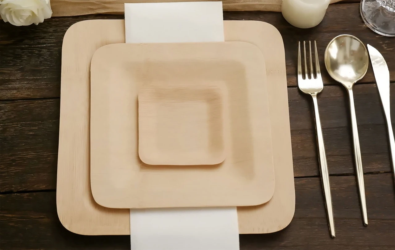 Bamboo plates Disposable bamboo plates degradable cake plates Western dishes outdoor picnic environmental tableware